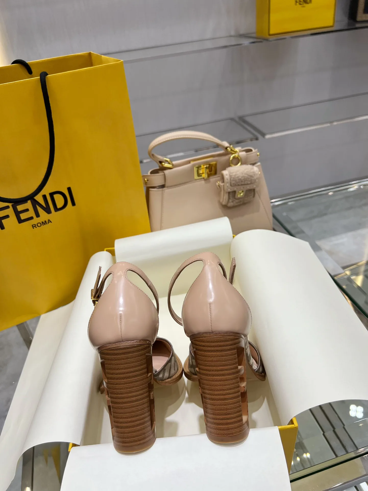 Туфли Женские Fendi 10378