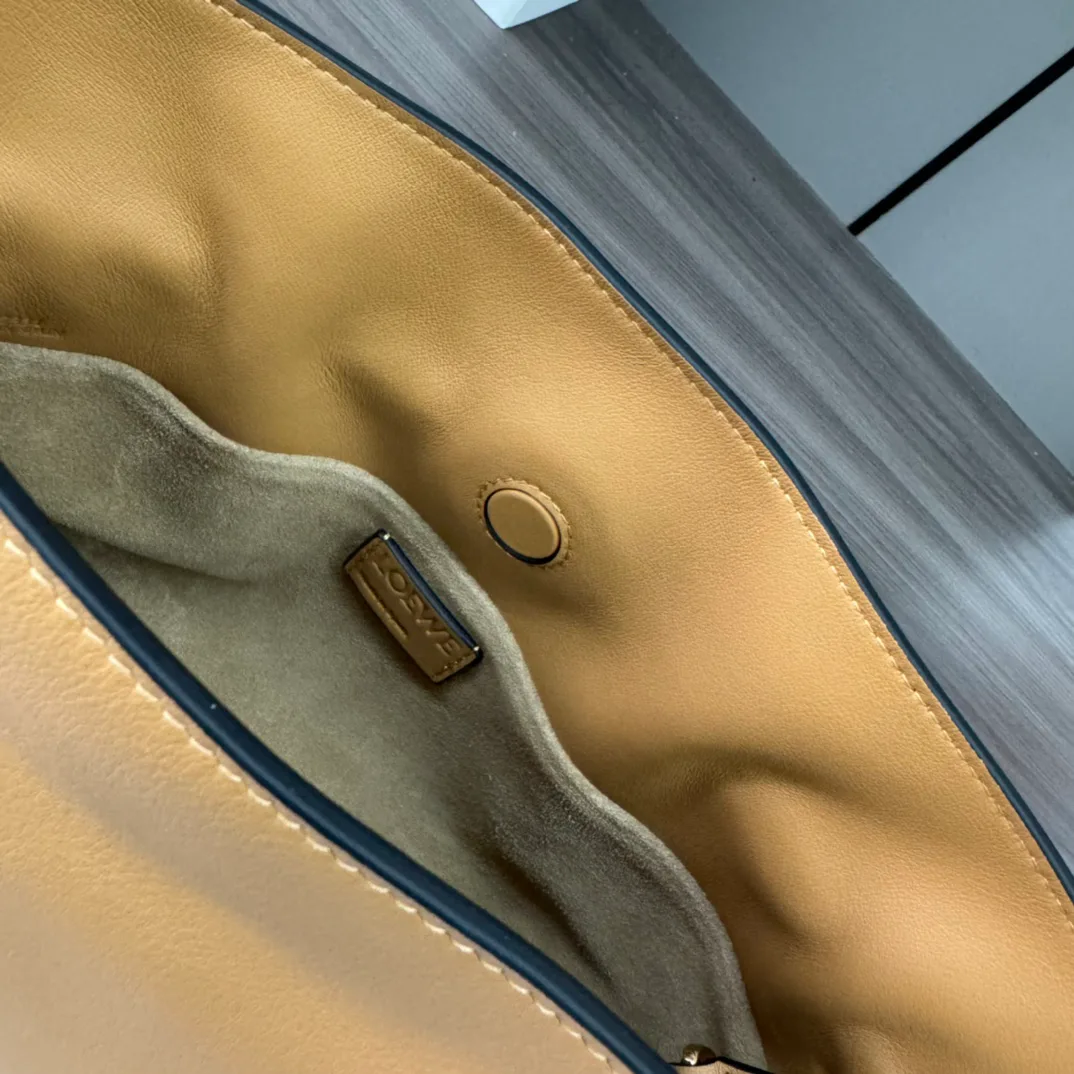 Клатчи Женские Loewe 11513647