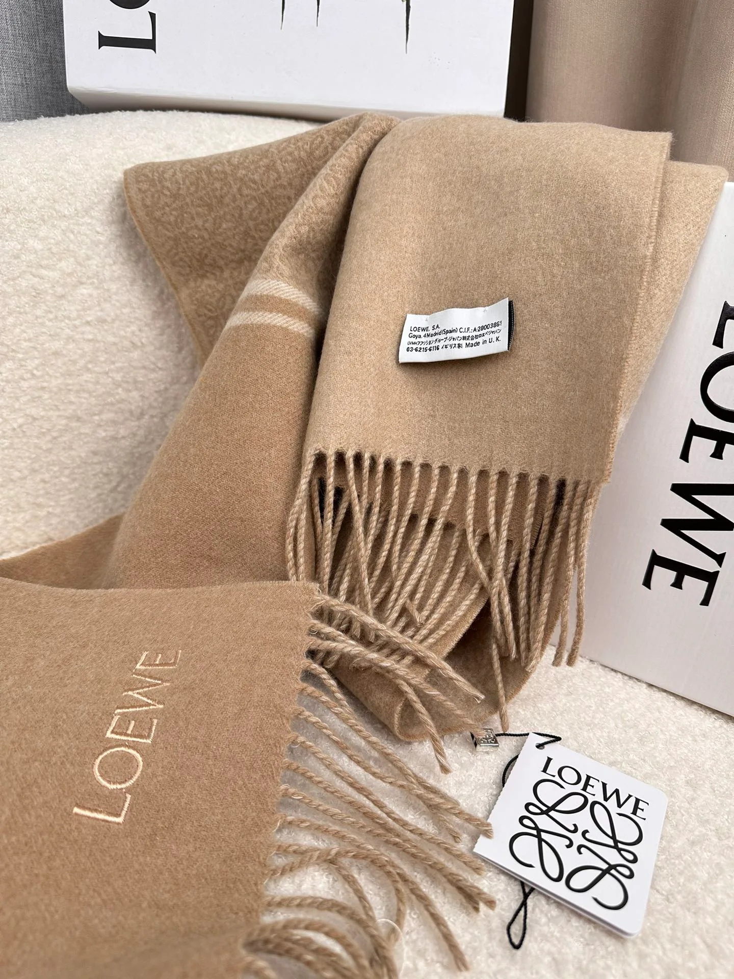 Шарфы Loewe 18574634