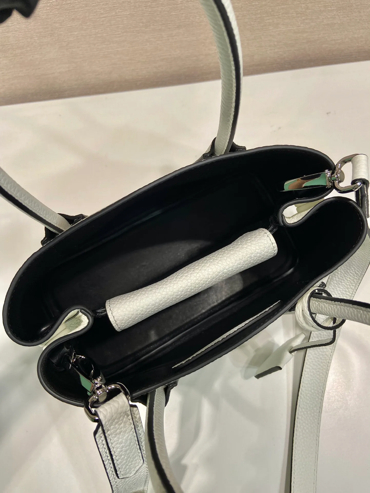 Классические Сумки Женские Prada 11449108
