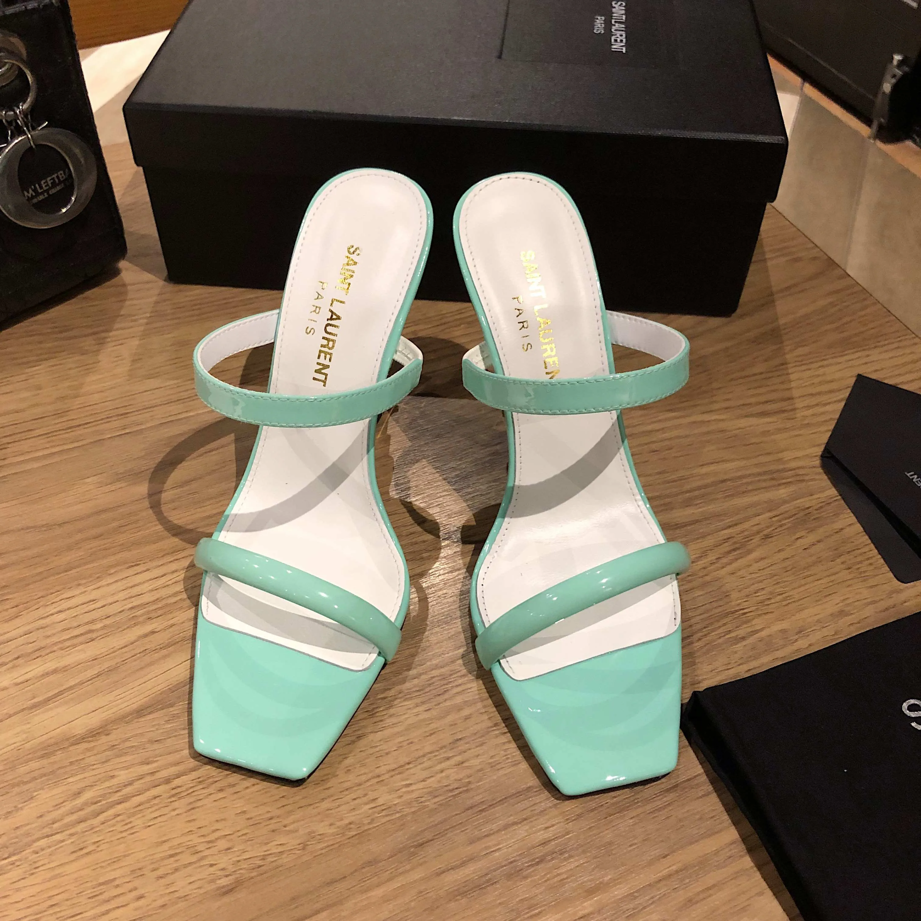 Босоножки Женские Saint Laurent 11220497