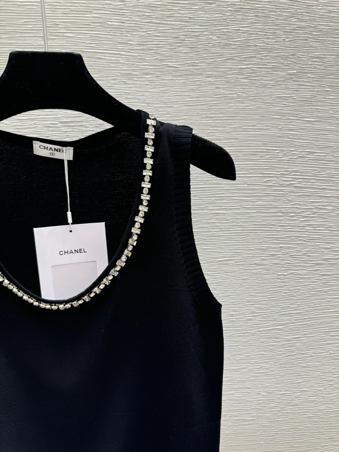 Жилеты Женские Chanel 13098376