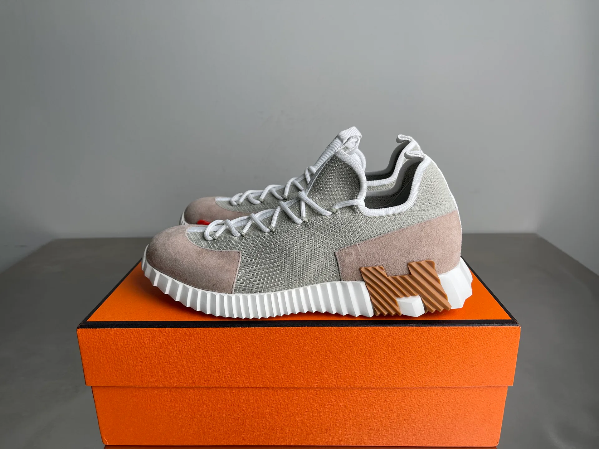 Кроссовки Женские Hermes 986735