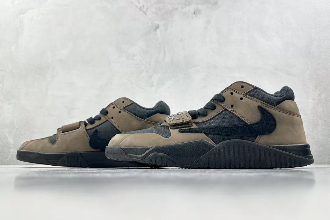 Кроссовки Женские Air Jordan 253766