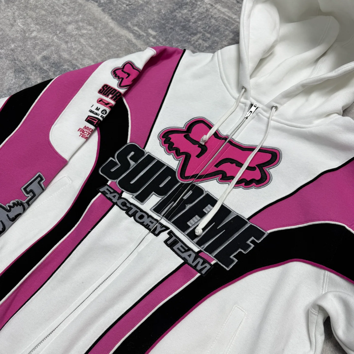 Свитшоты И Худи Женские Supreme 5379243