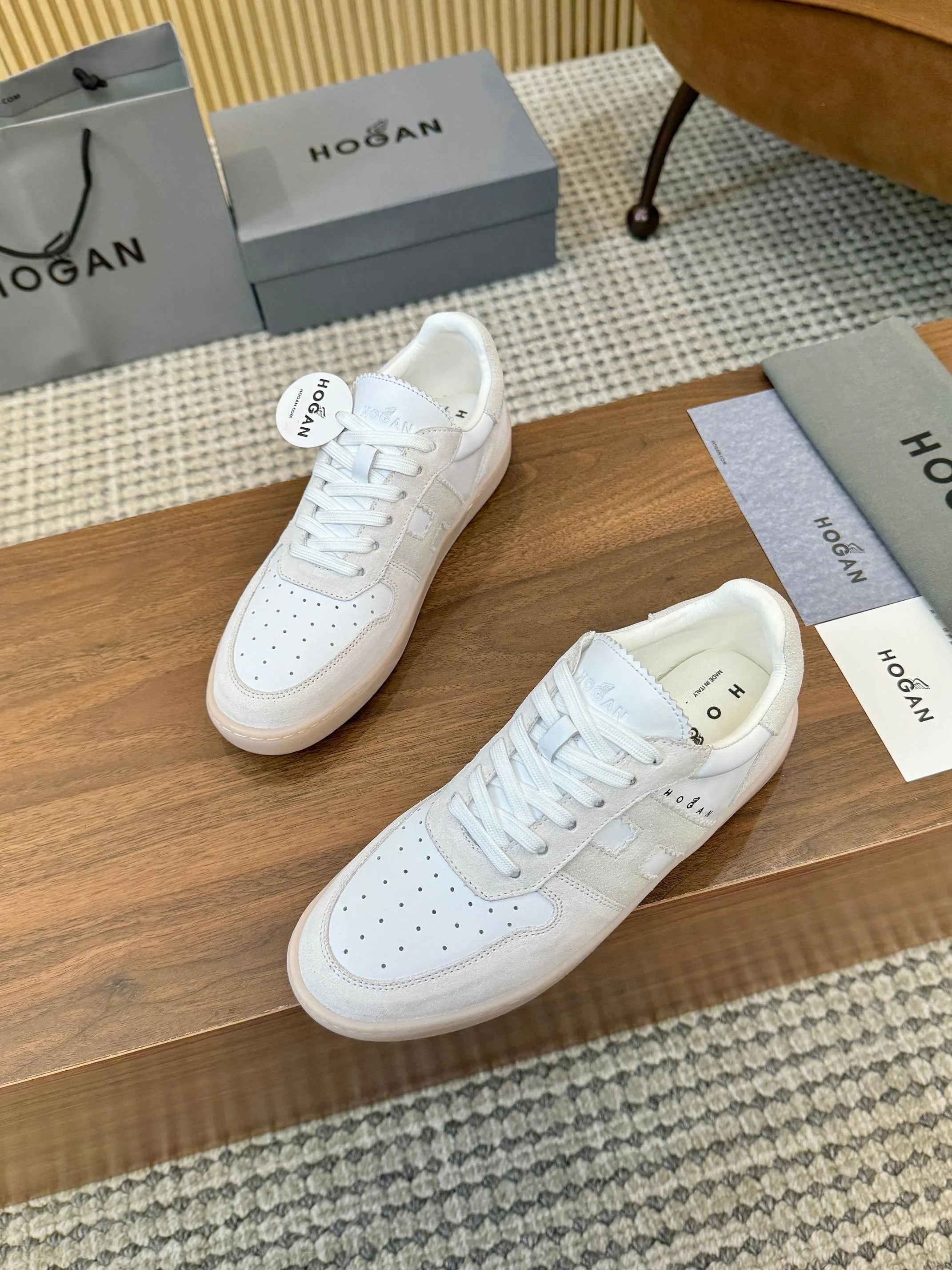 Кроссовки Женские Hogan 12783845
