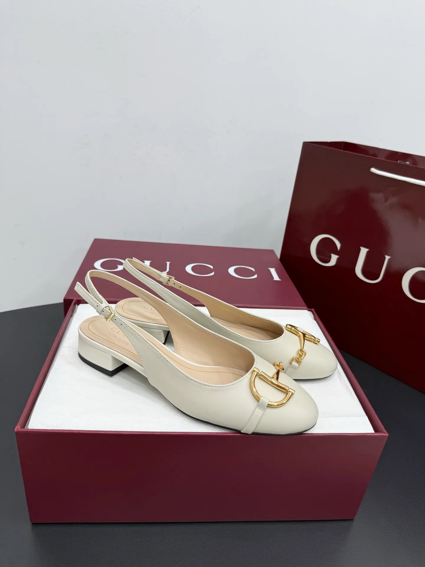 Туфли Женские Gucci 882909