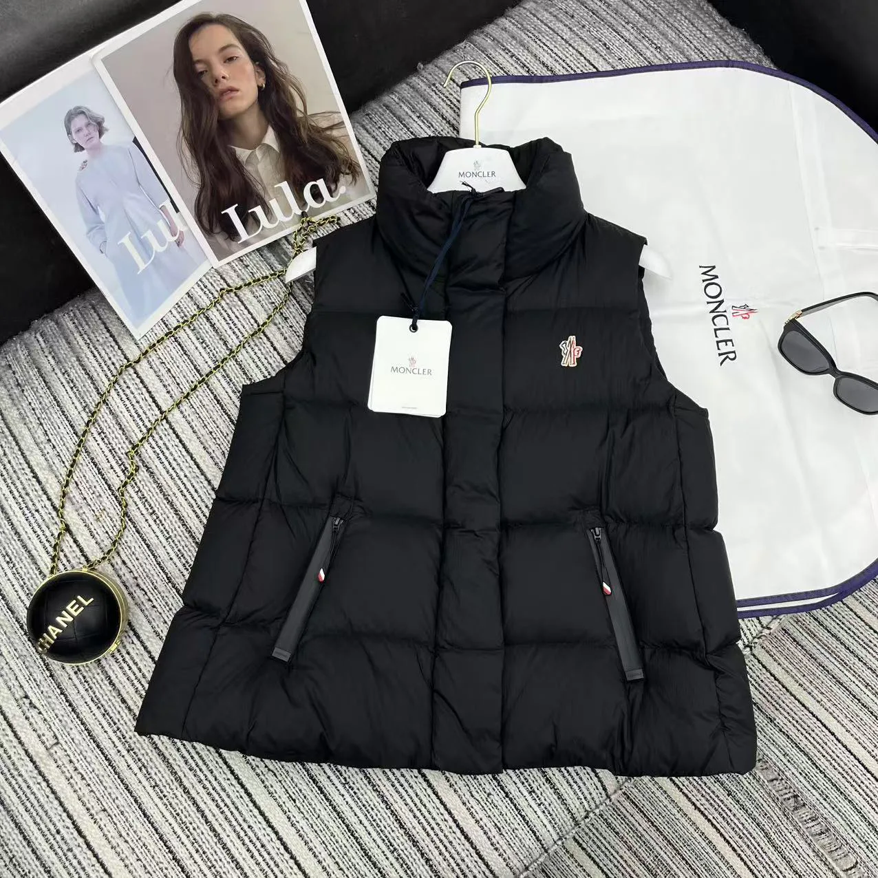 Куртки И Пуховики Мужские Moncler 1265539