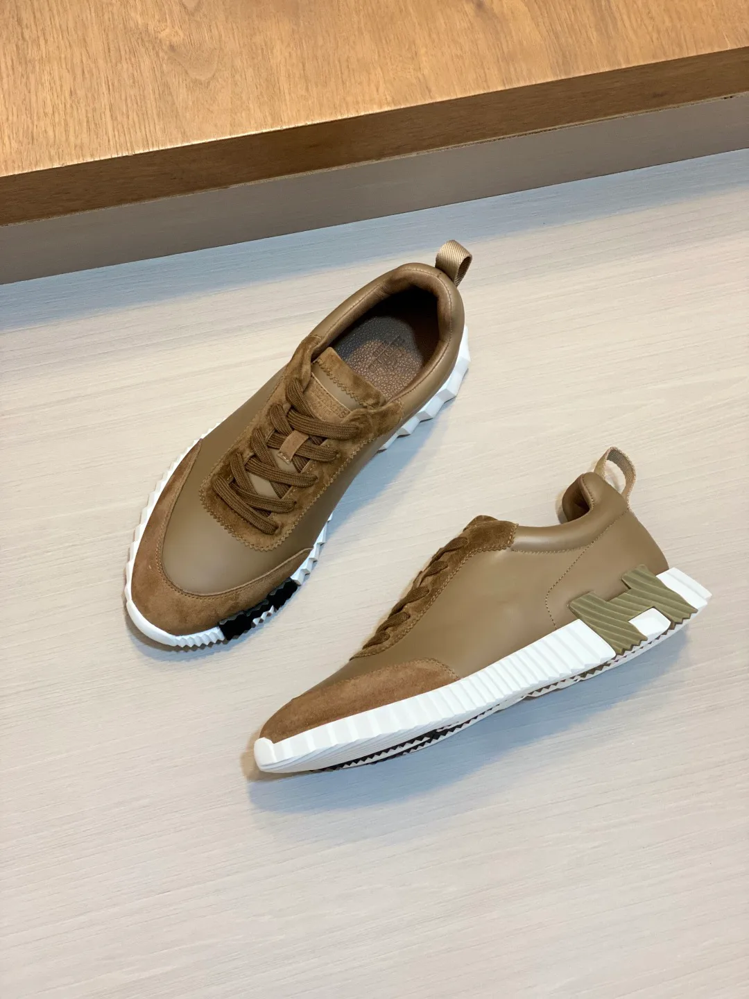 Кроссовки Мужские Hermes 18039728