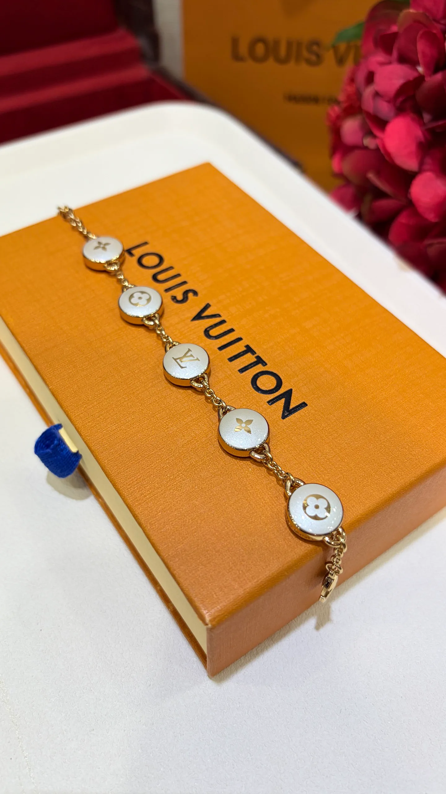 Бижутерия Louis Vuitton 18504641