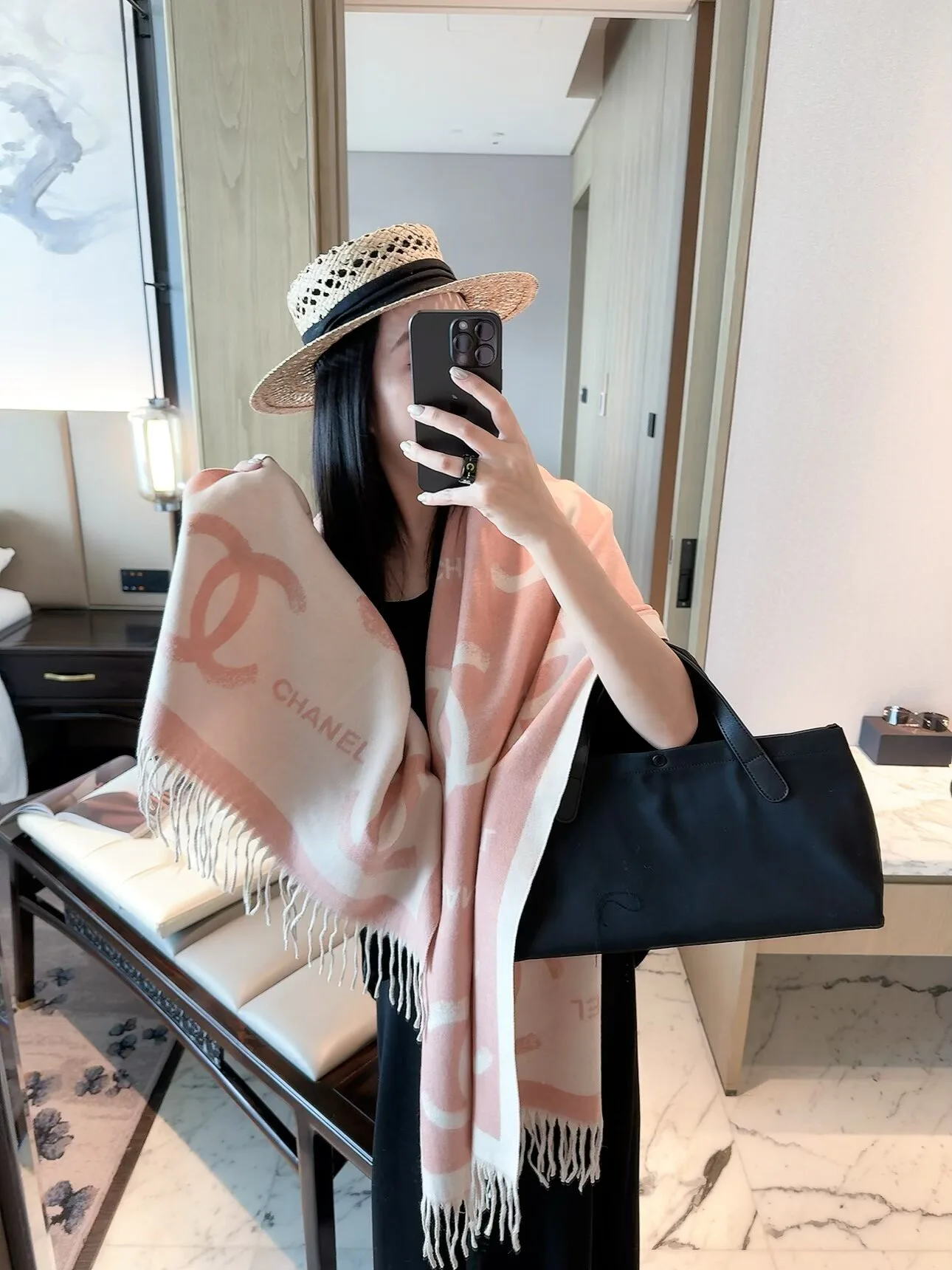 Шарфы Chanel 18598283
