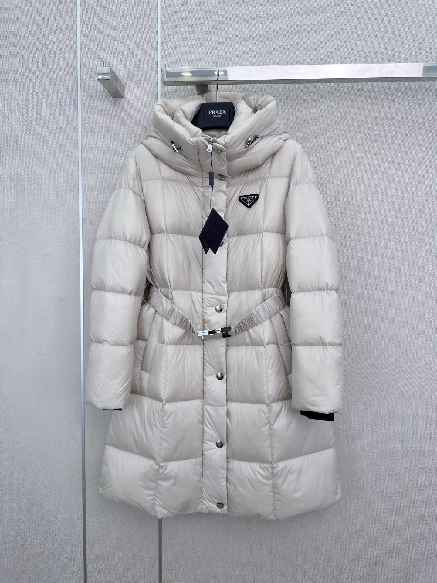 Куртки И Пуховики Женские Prada 18108886