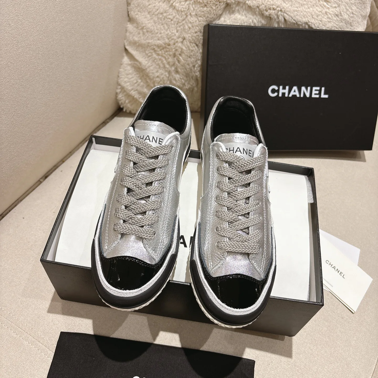 Кроссовки Женские Chanel 11498295
