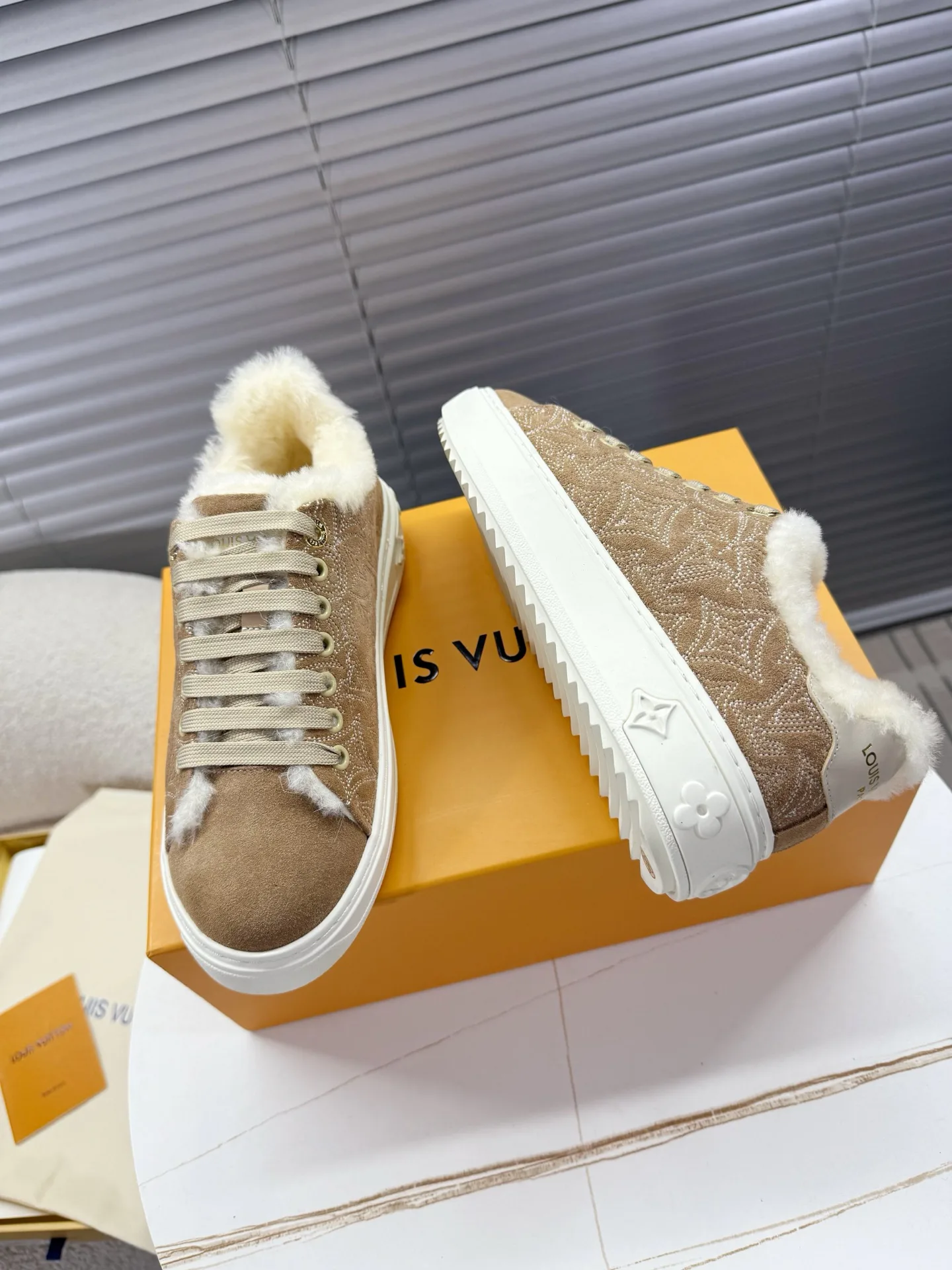 Кеды Женские Louis Vuitton 204586