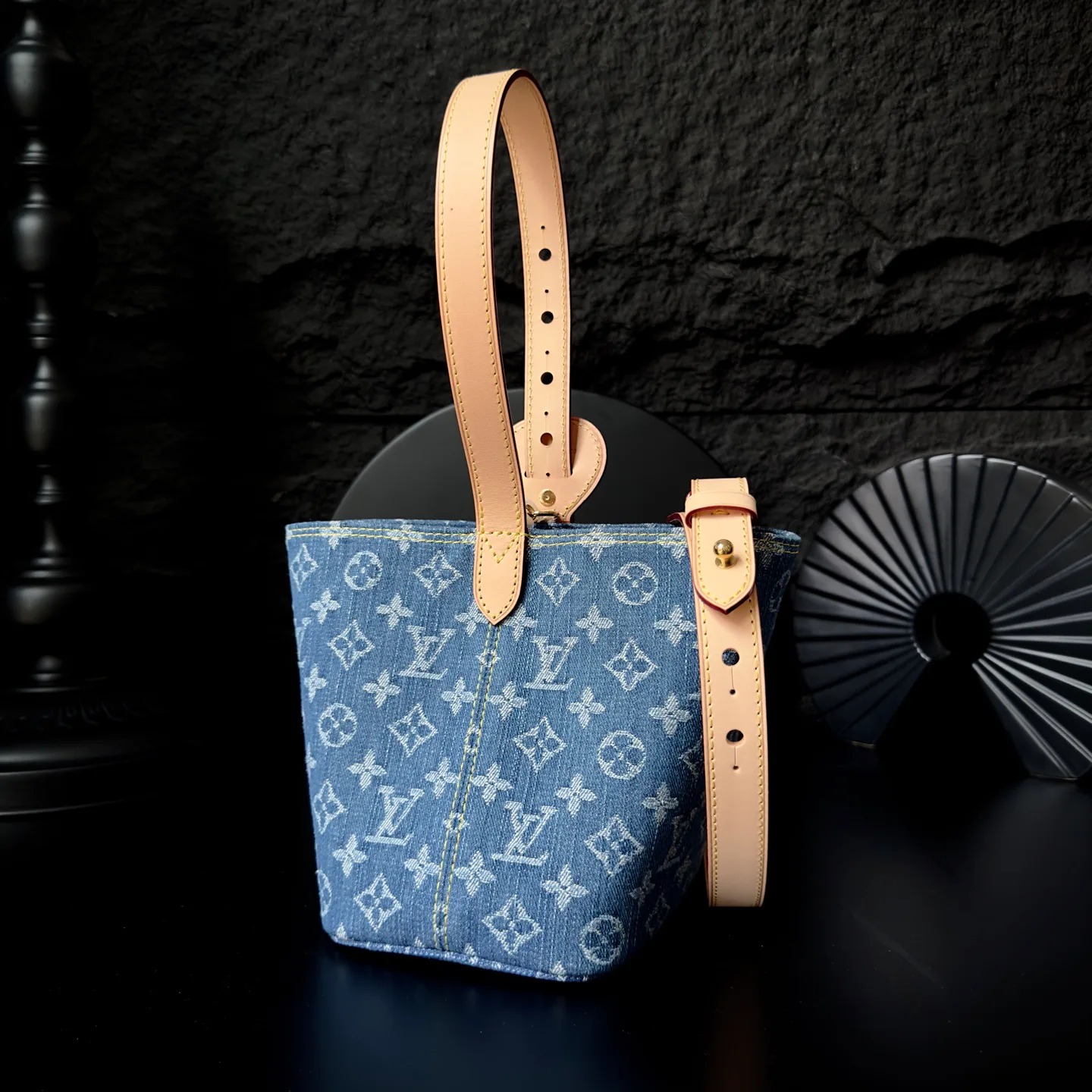 Классические Сумки Женские Louis Vuitton 17498631