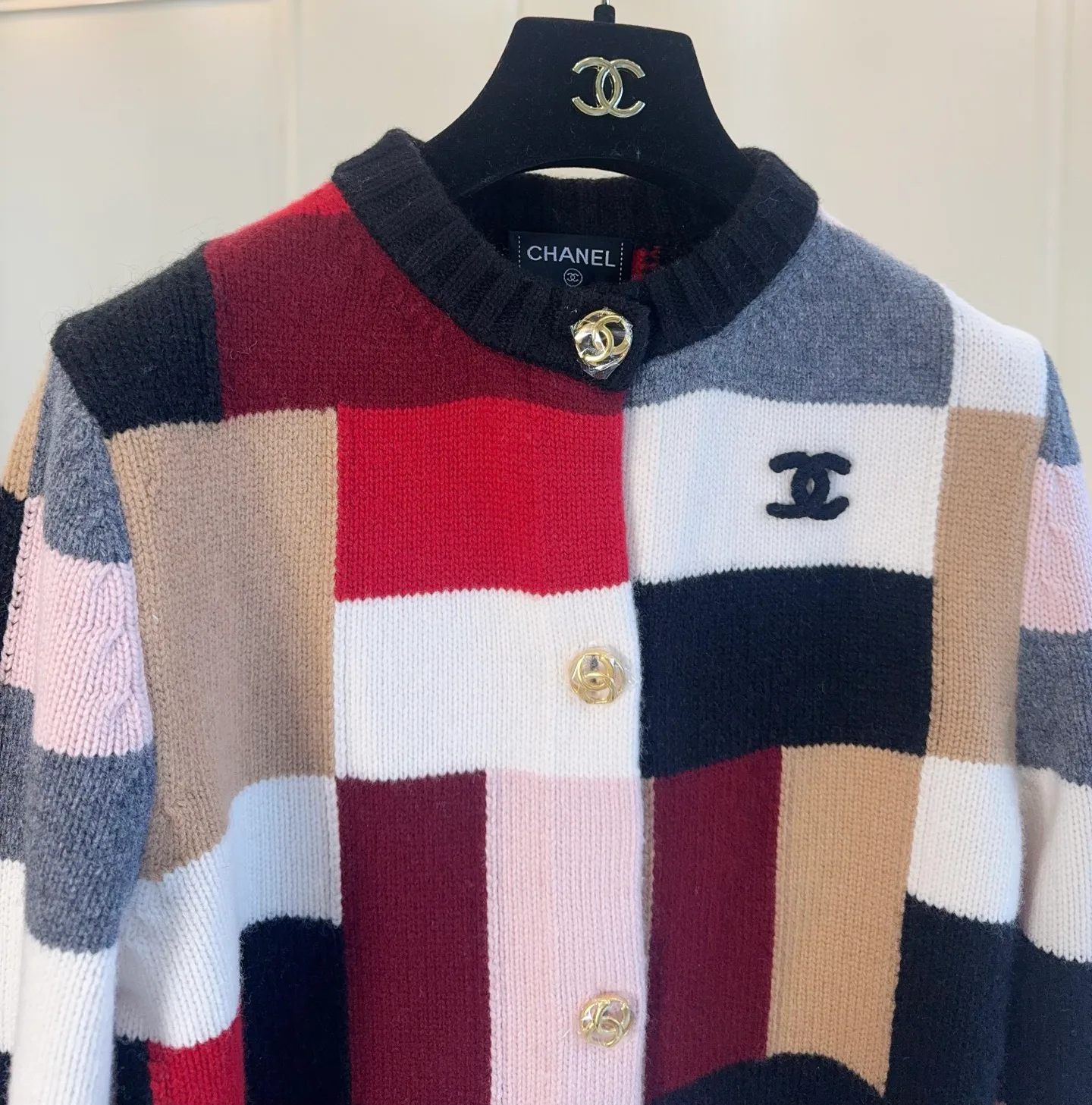 Джемперы И Свитеры Женские Chanel 18238036