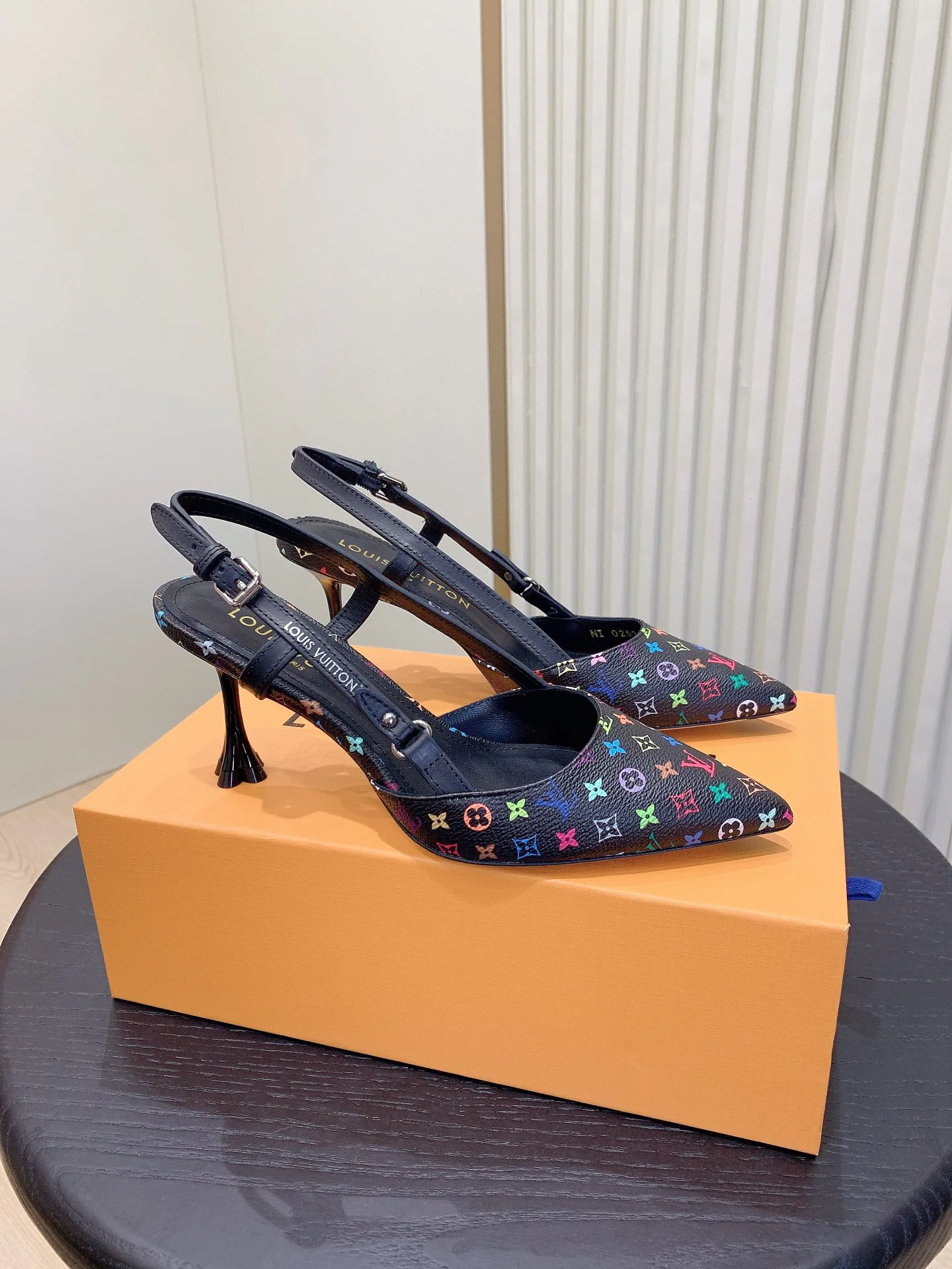 Туфли Женские Louis Vuitton 1834457