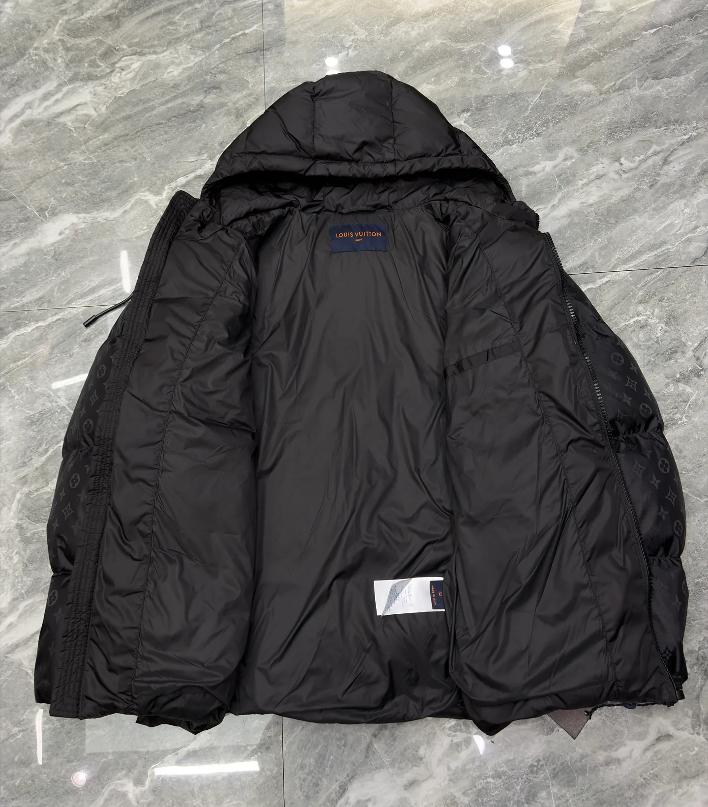 Куртки И Пуховики Мужские Louis Vuitton 17568659