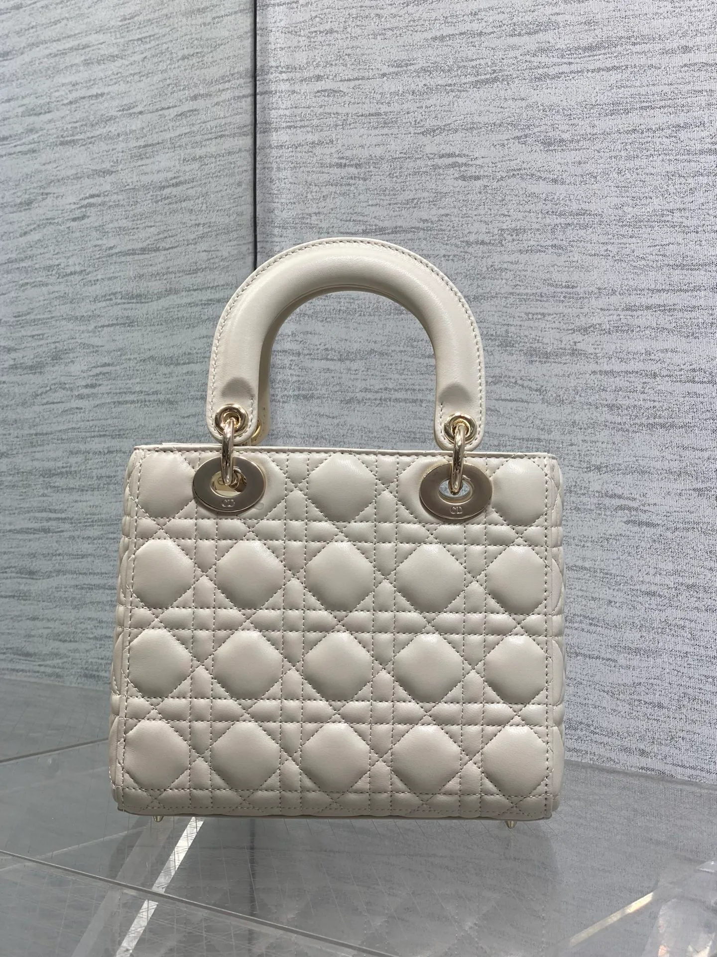 Классические Сумки Женские Christian Dior 17601471