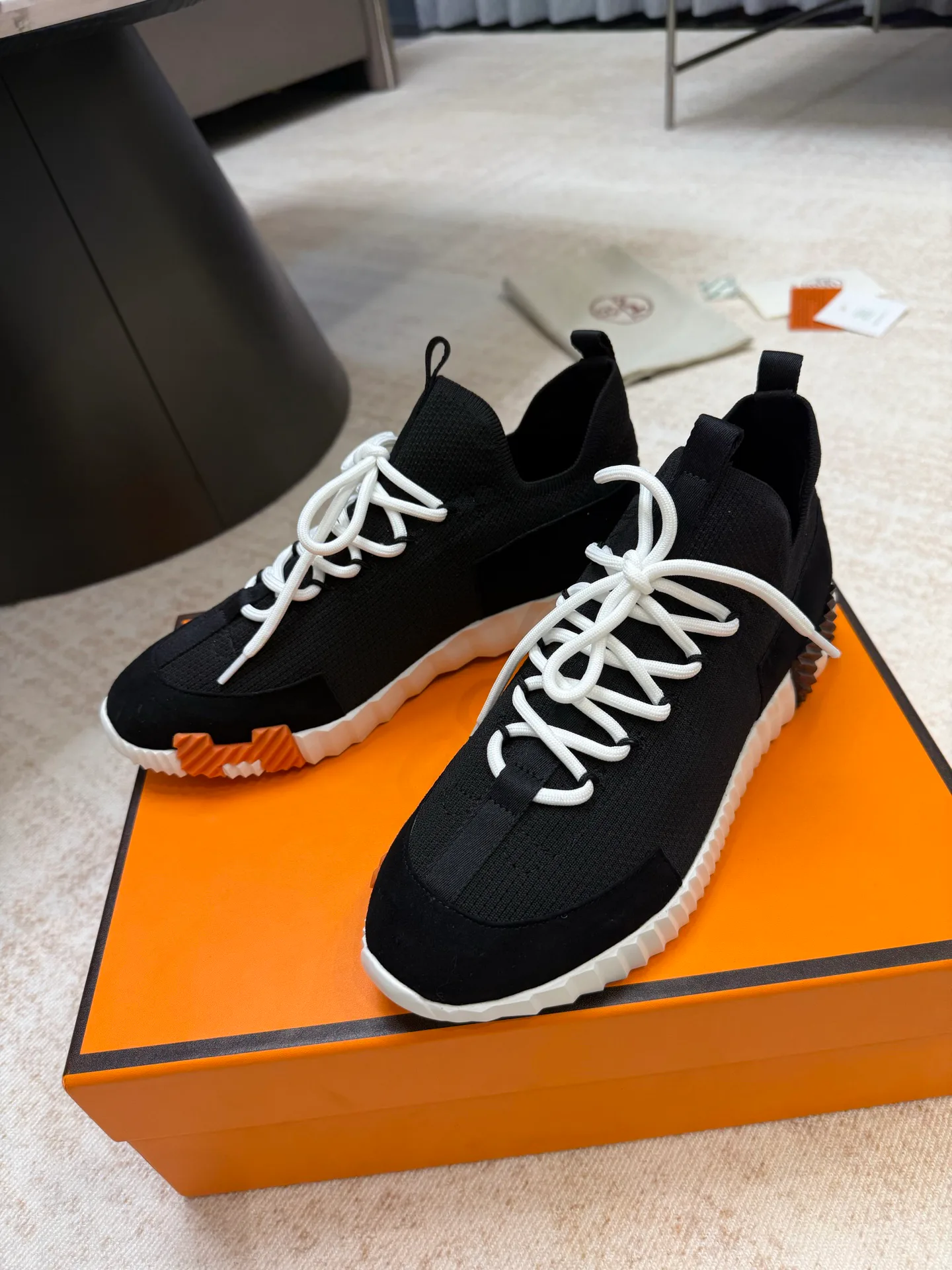 Кроссовки Женские Hermes 11628829