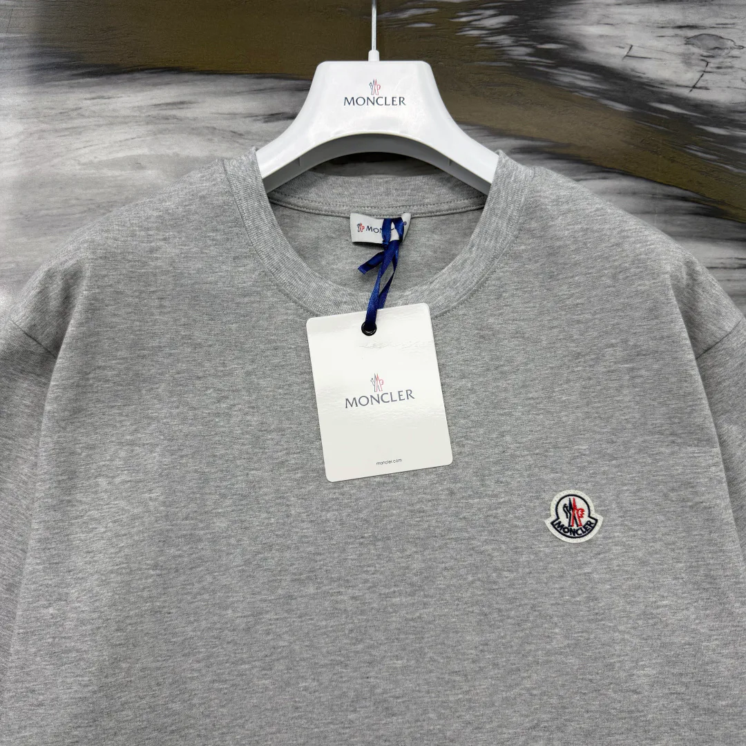Футболки Мужские Moncler 3047372