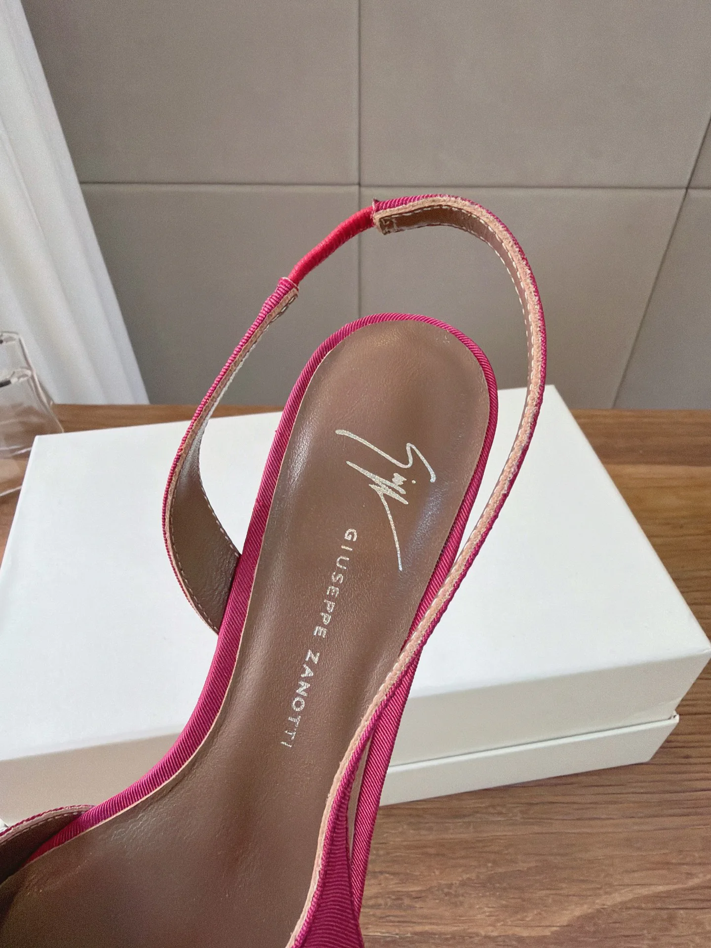 Туфли Женские Giuseppe Zanotti 19416007