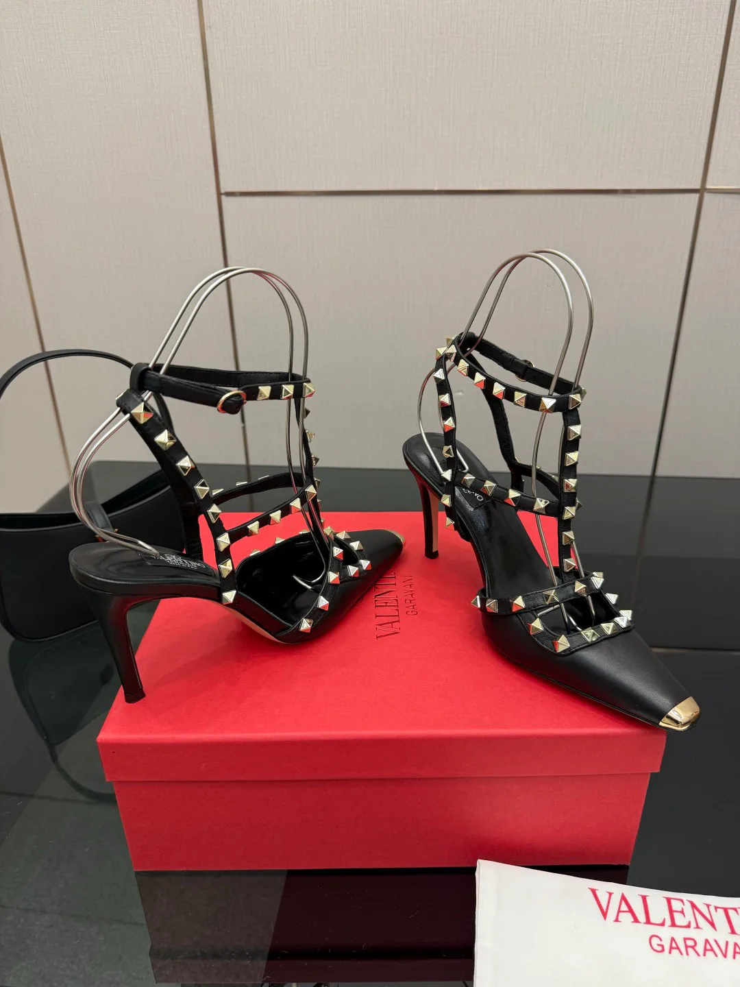 Босоножки Женские Valentino 11448957