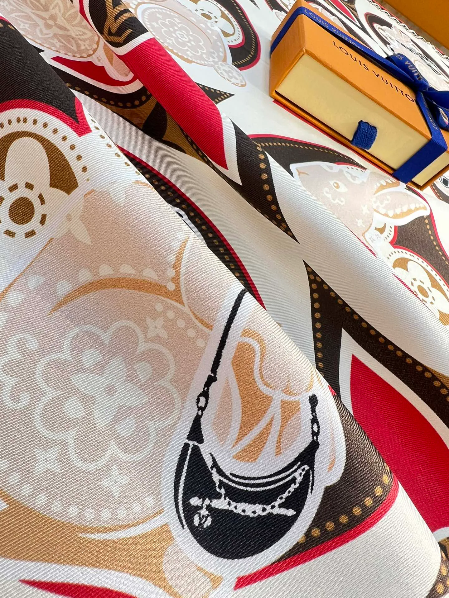 Шарфы Louis Vuitton 14450