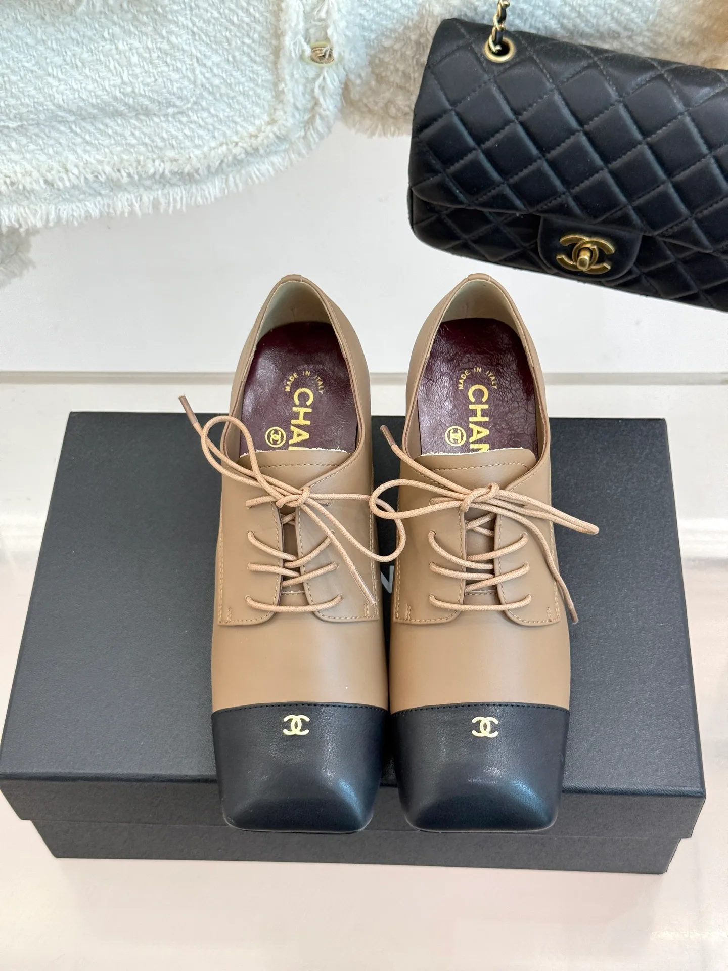 Туфли Женские Chanel 17480806