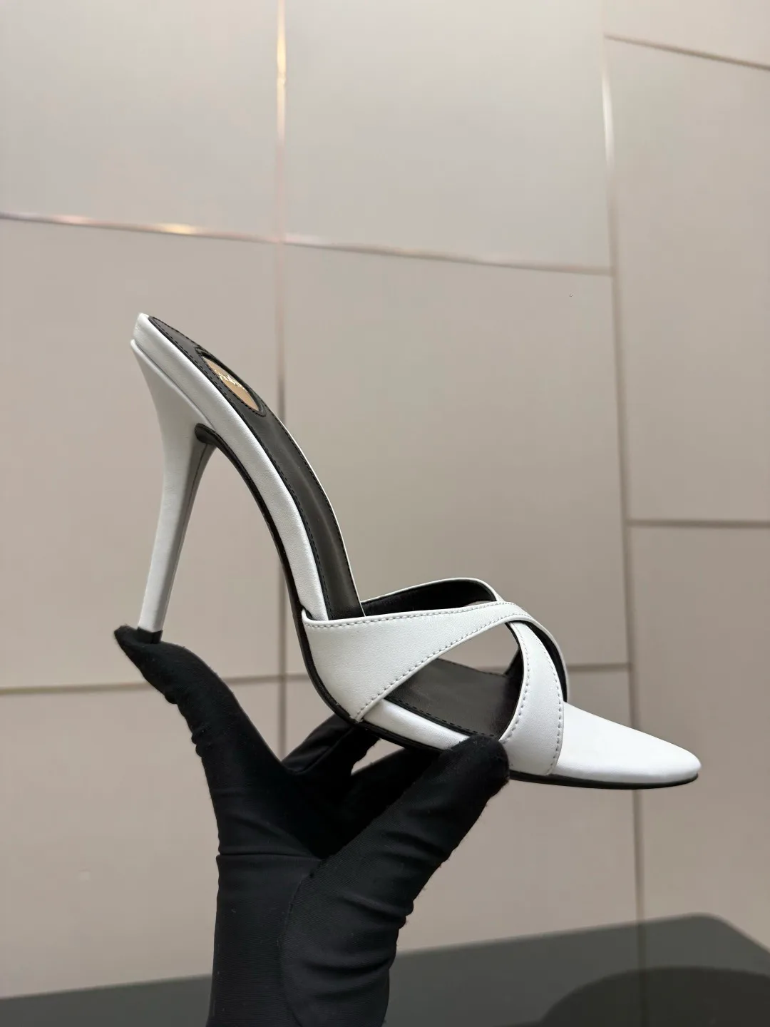 Босоножки Женские Saint Laurent 11409909