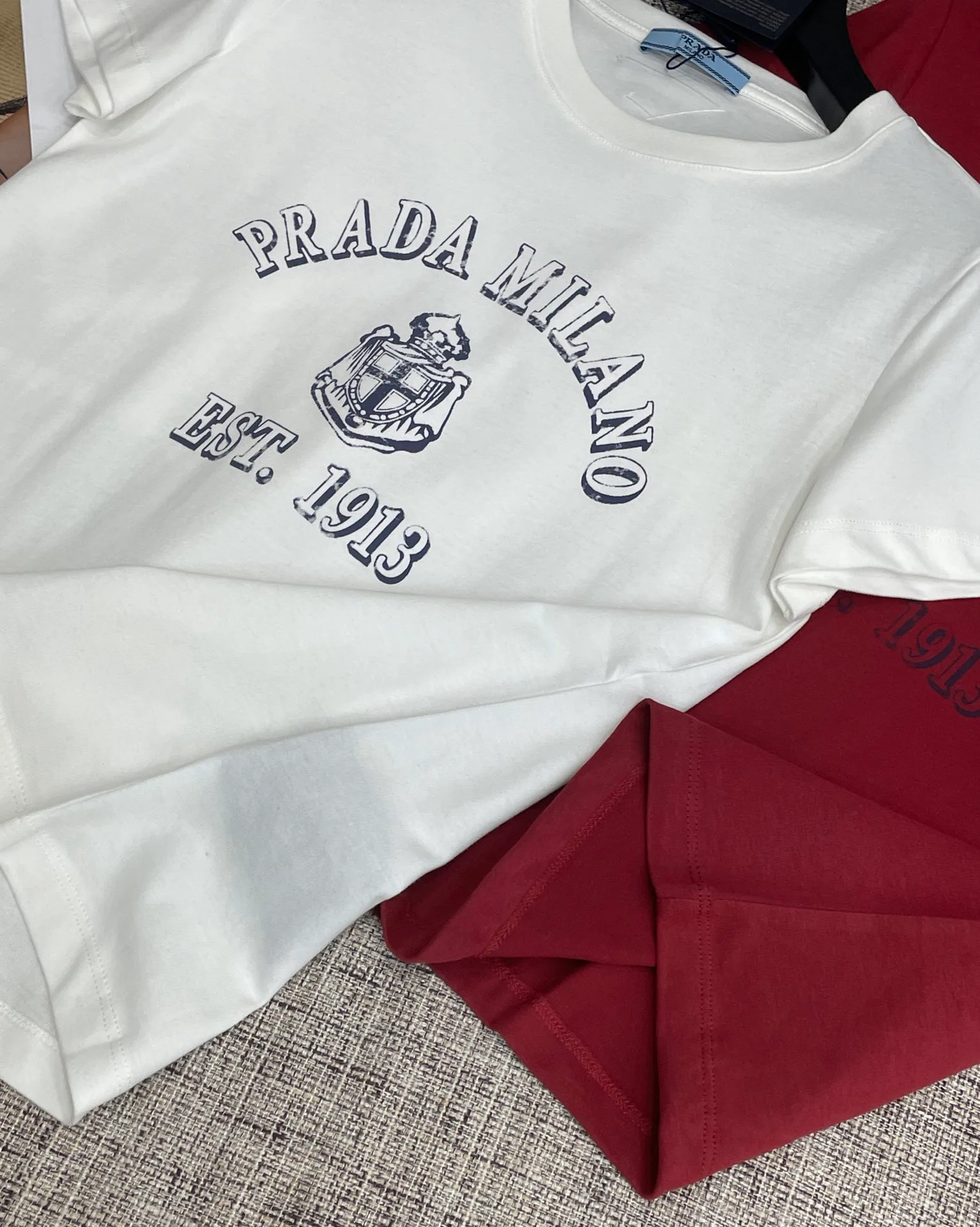 Футболки Женские Prada 21810