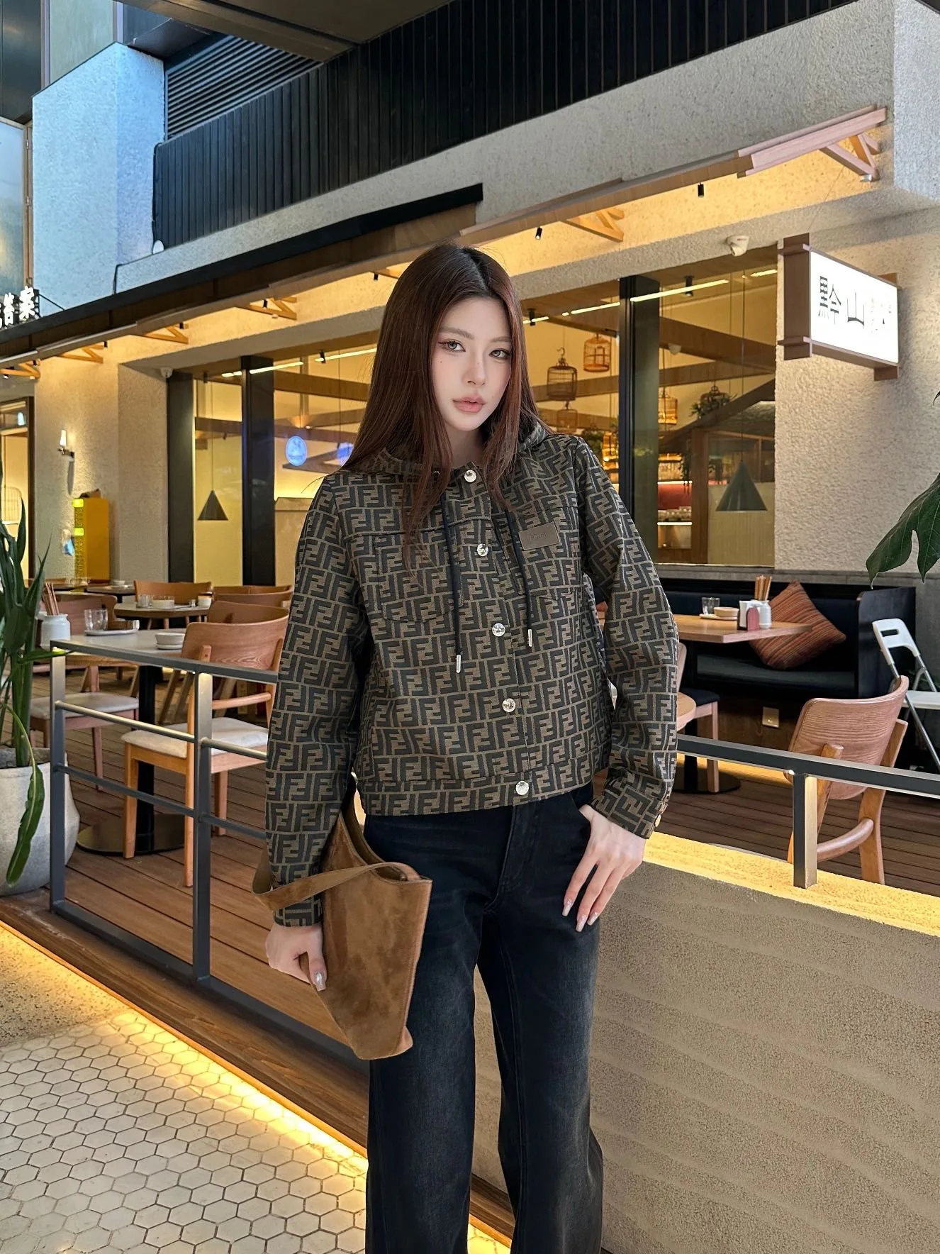 Куртки И Пуховики Женские Fendi 18501776