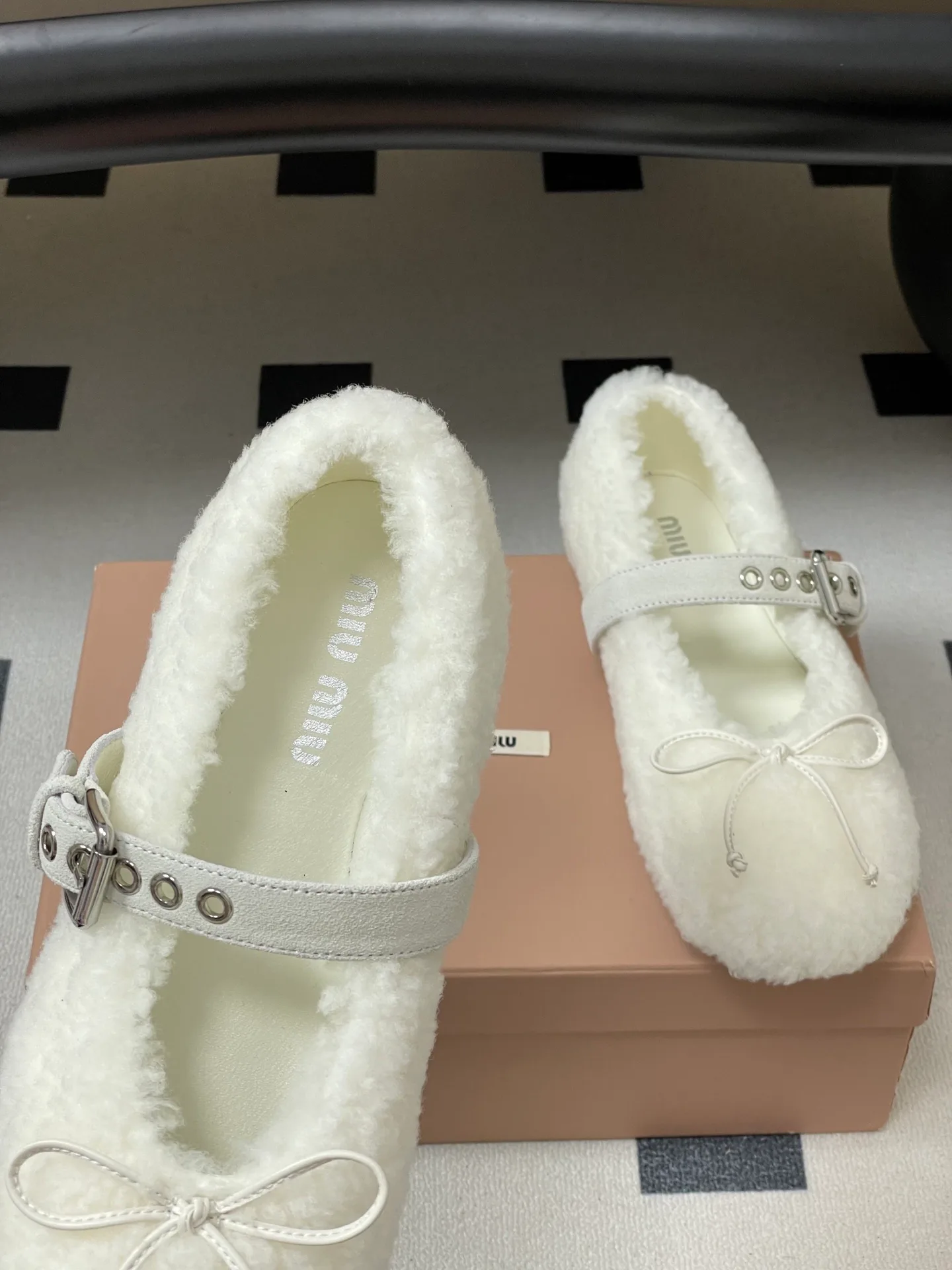 Балетки Женские Miu Miu 18041530