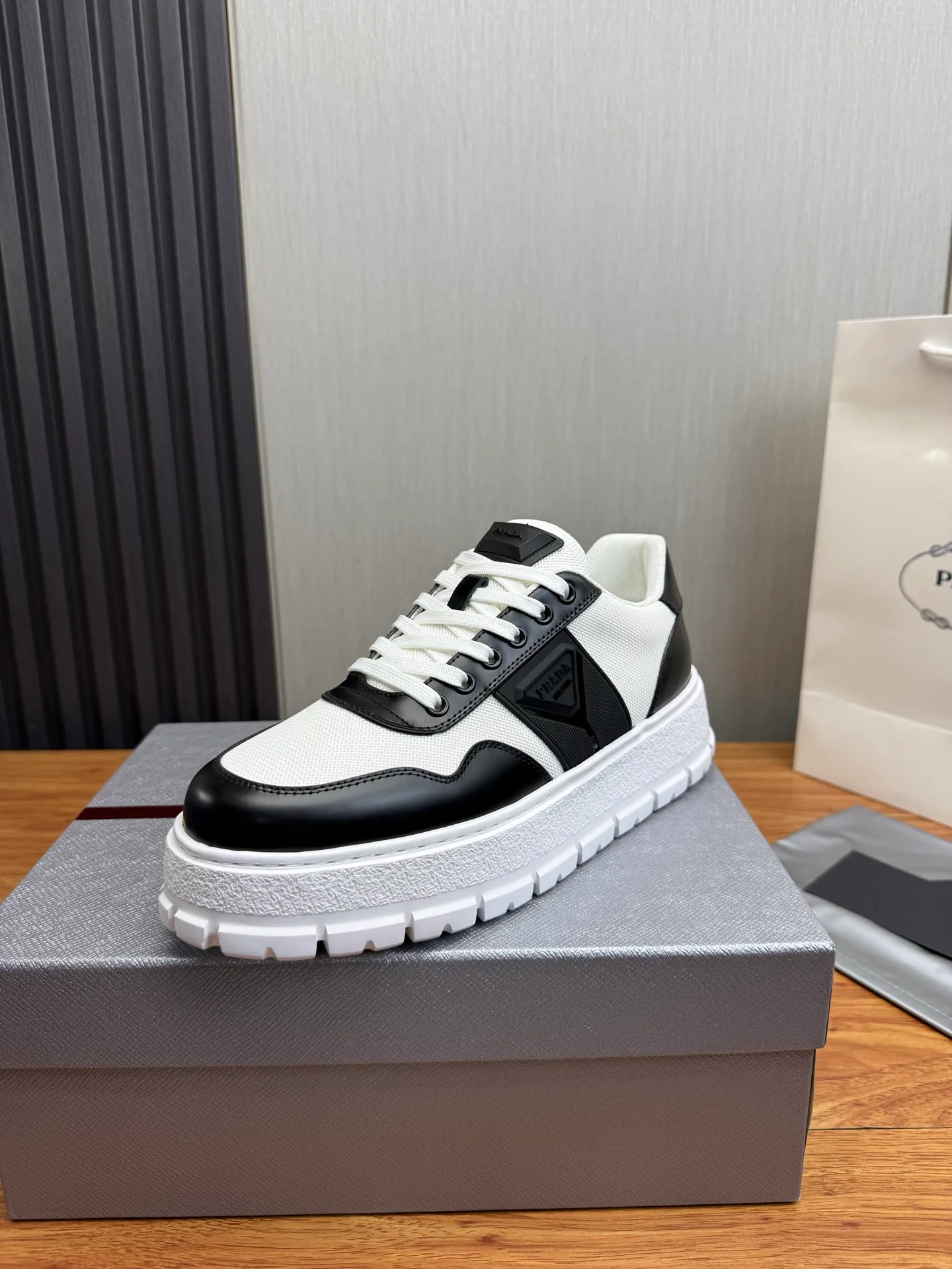 Лоферы И Туфли Мужские Prada 13537380
