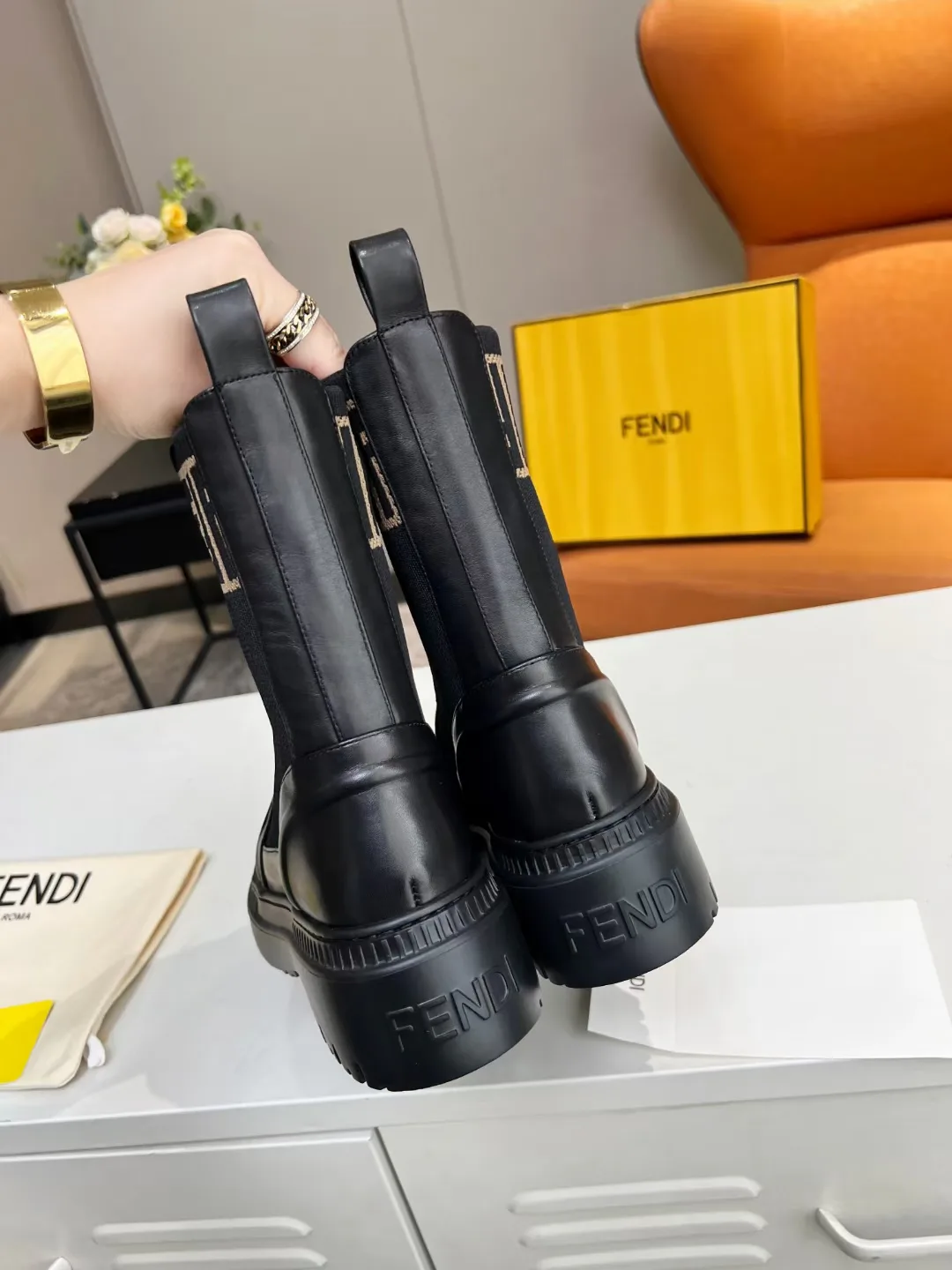 Ботинки Женские Fendi 18264014