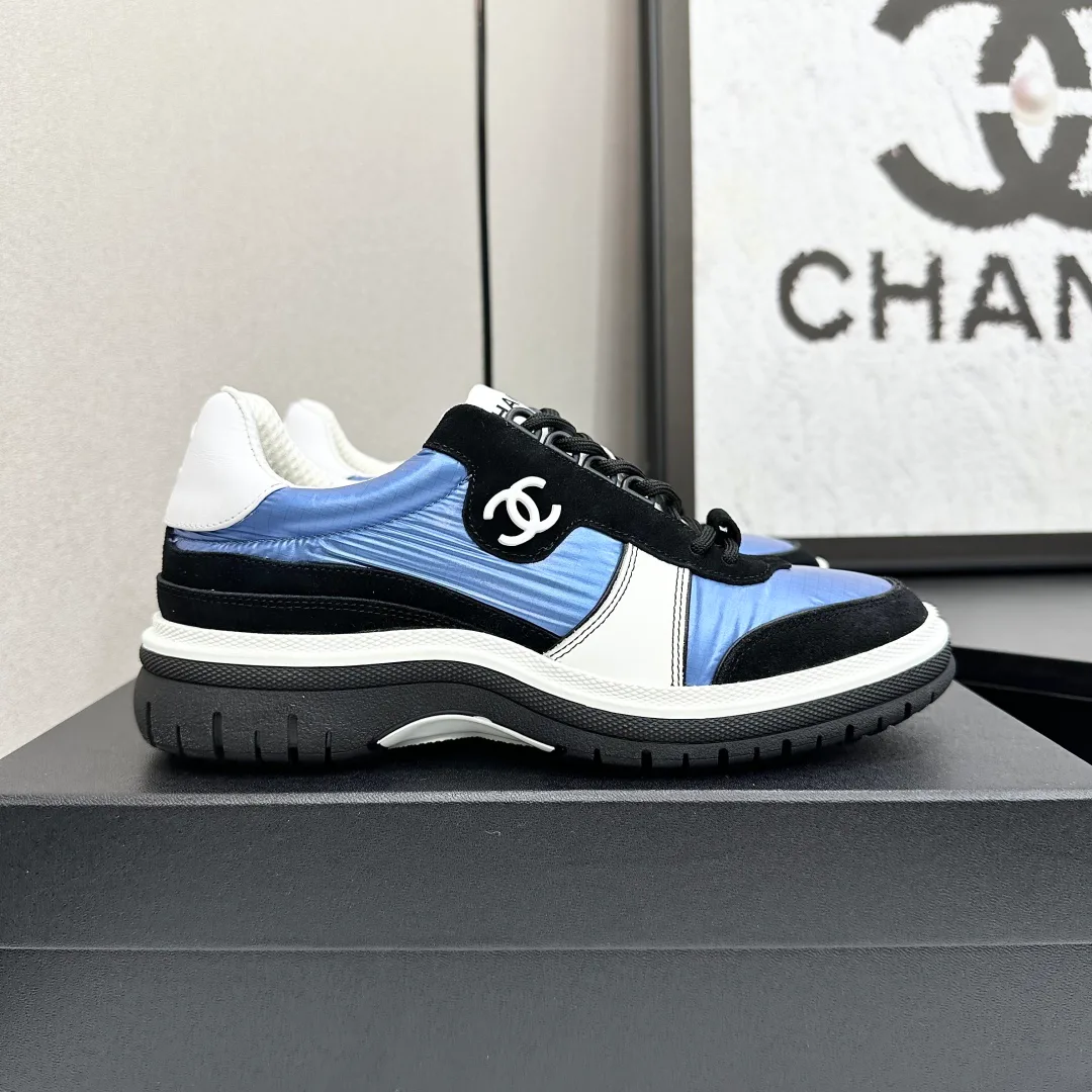 Кроссовки Женские Chanel 30107