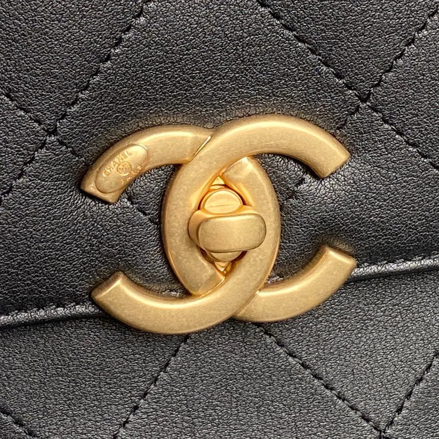 Классические Сумки Женские Chanel 18000304