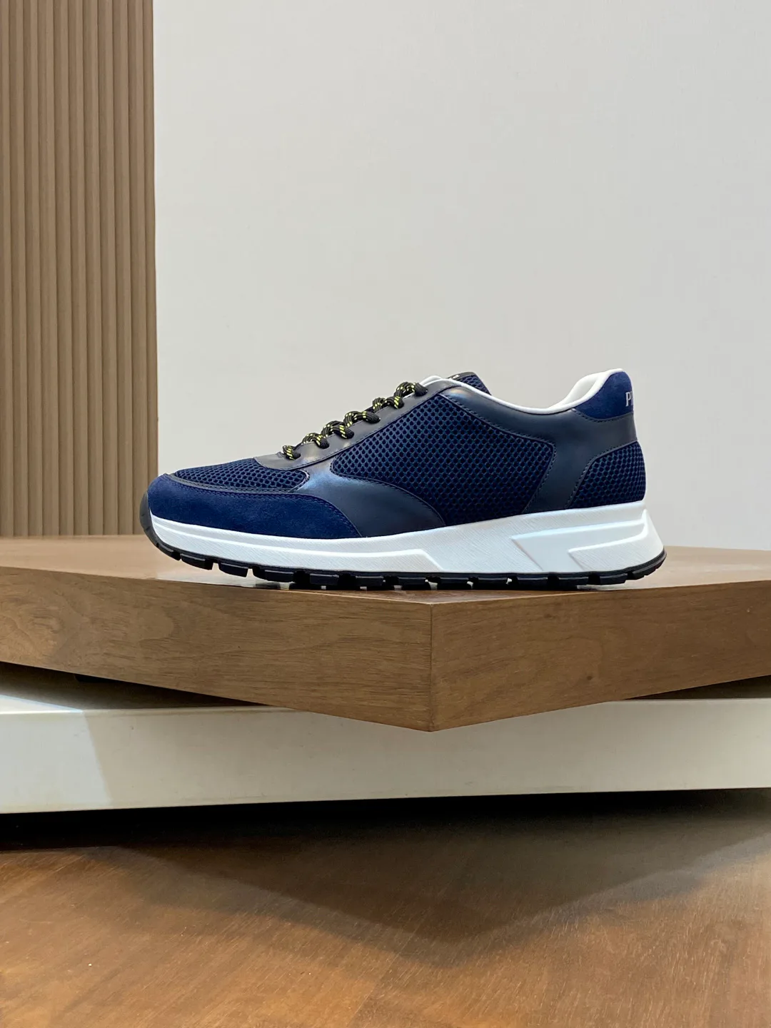 Кроссовки Мужские Prada 13436025