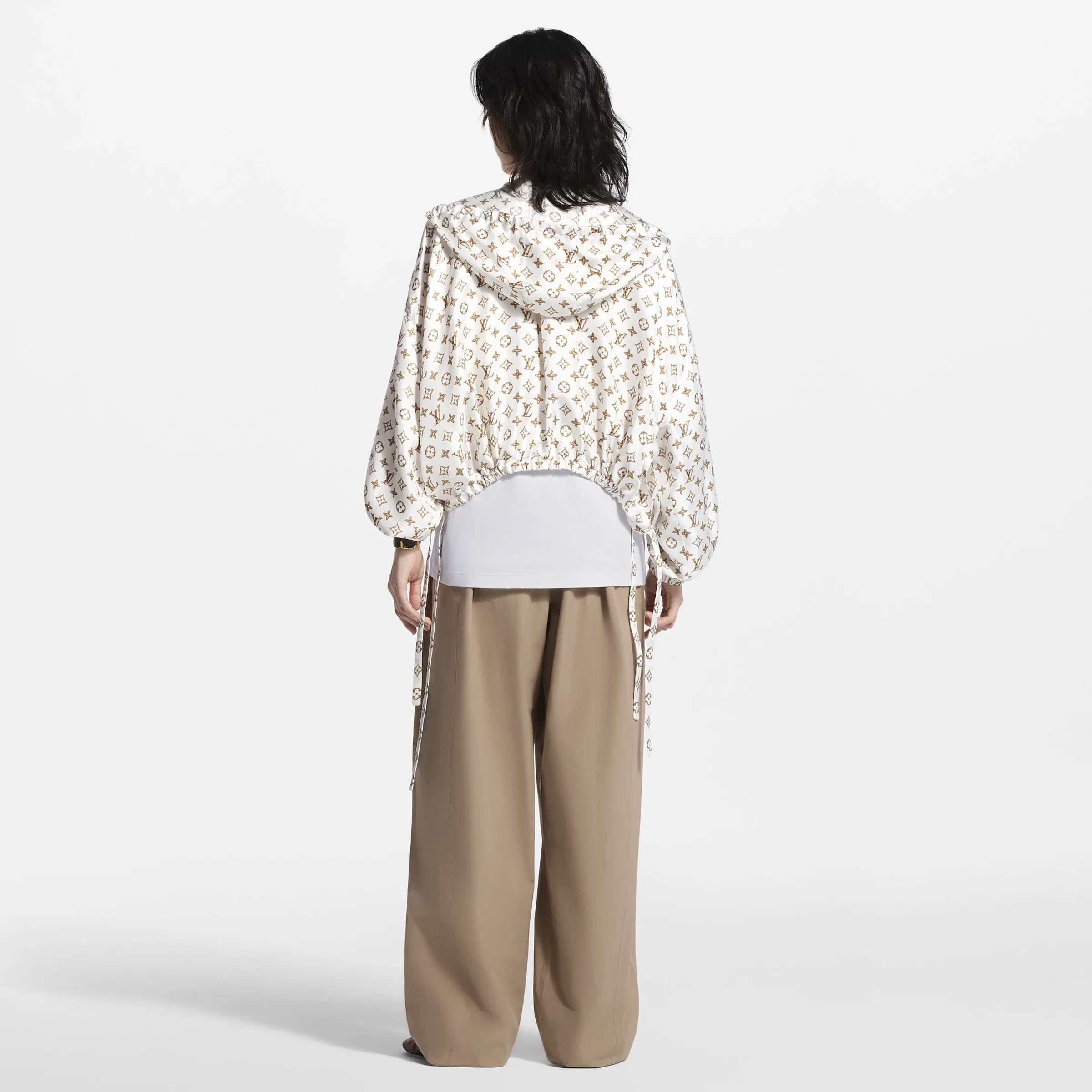 Куртки И Пуховики Женские Louis Vuitton 18254349