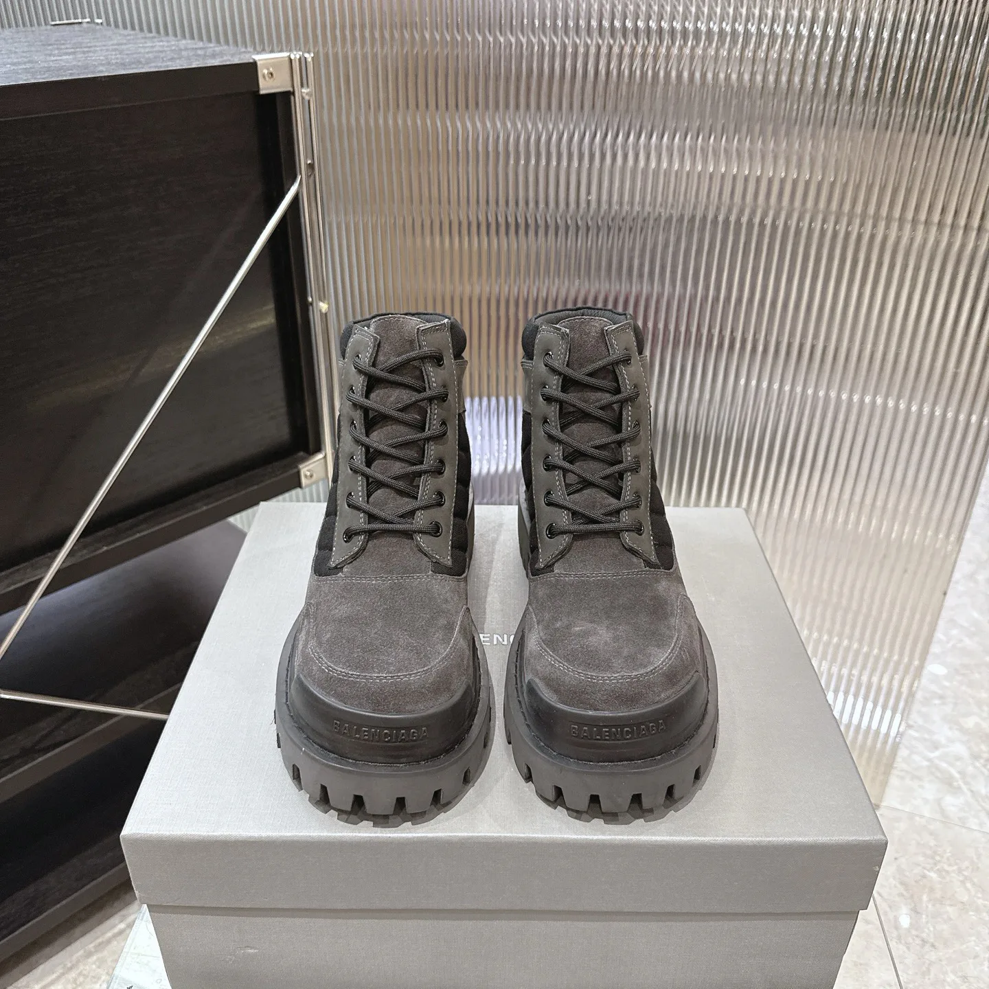 Ботинки Мужские Balenciaga 18598041