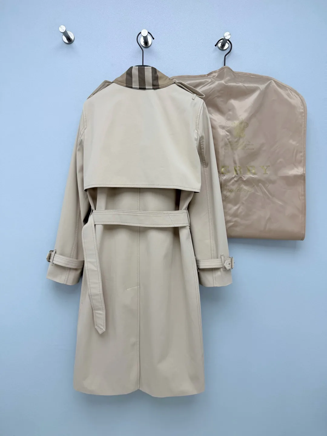 Тренчи Женские Burberry 18512919