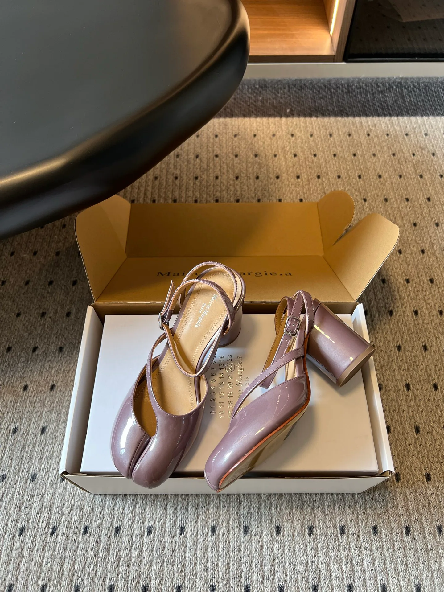 Босоножки Женские Maison Margiela 17686645