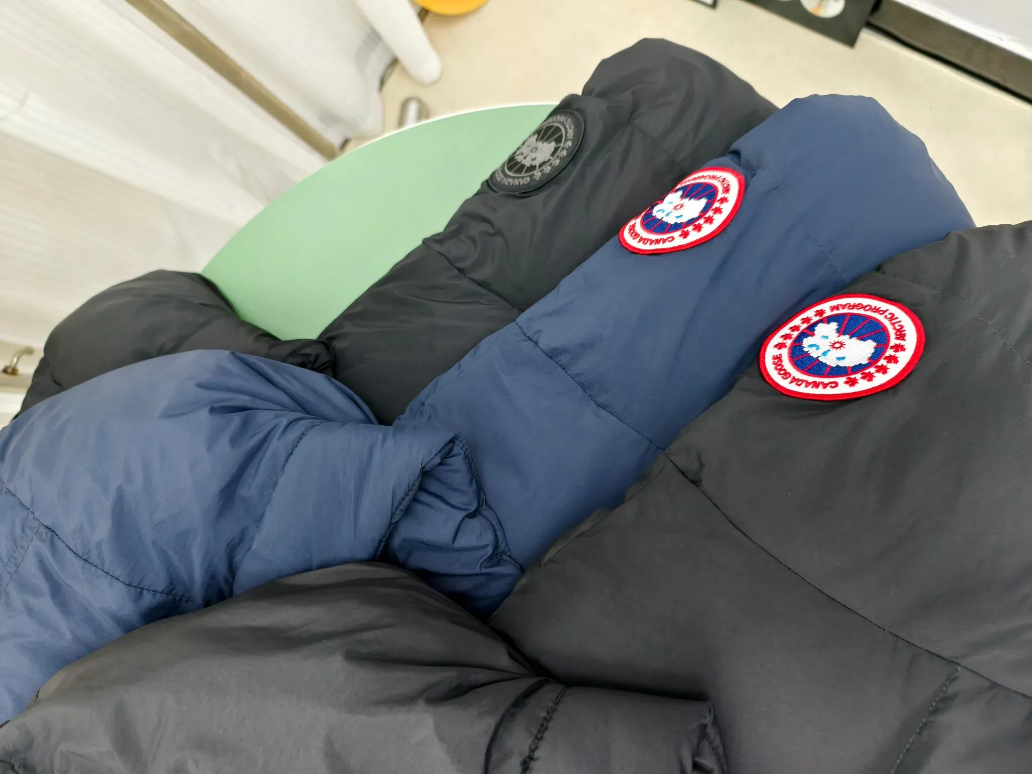Куртки И Пуховики Женские Canada Goose 3153846