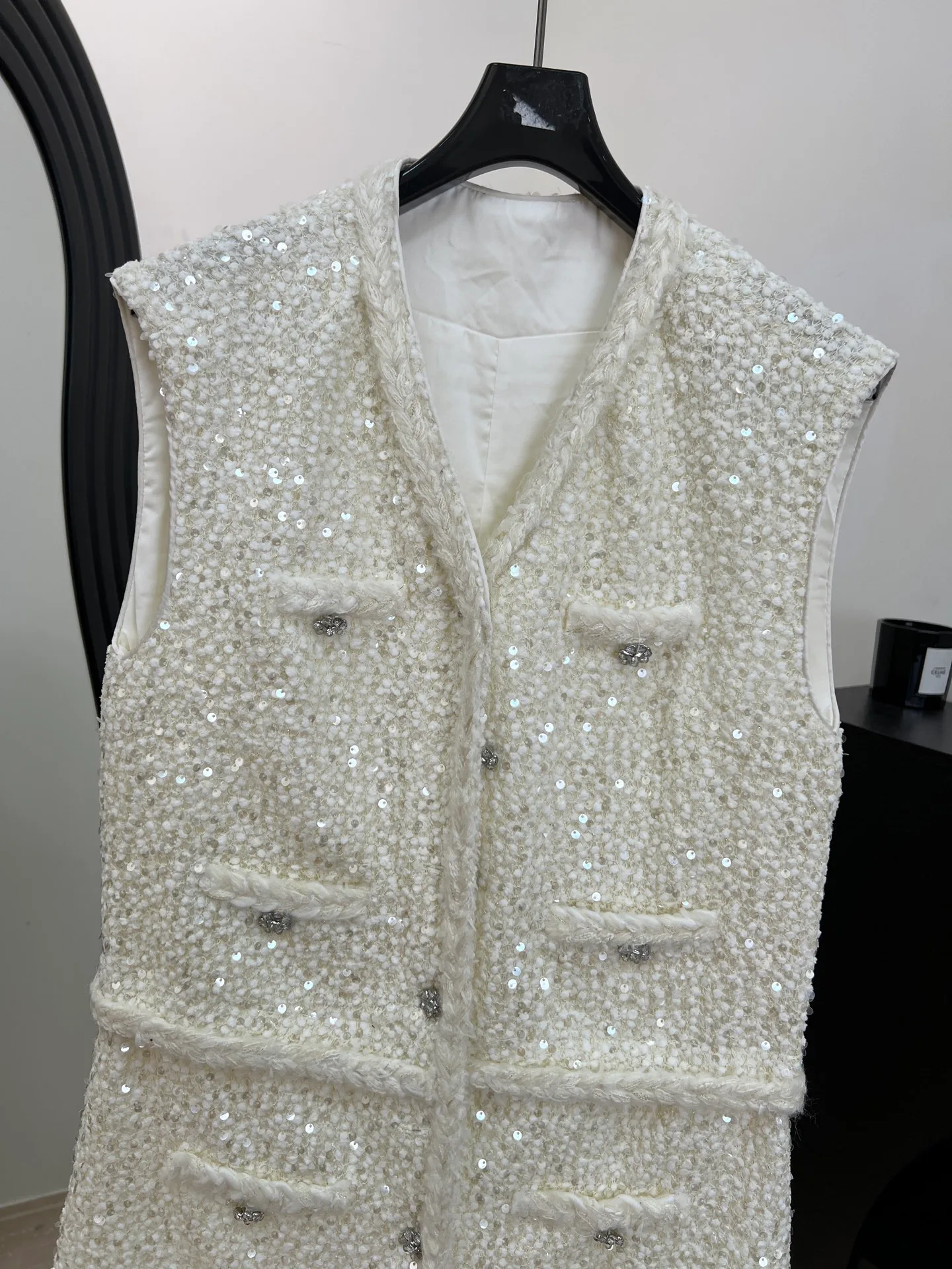 Жилеты Женские Chanel 11700176