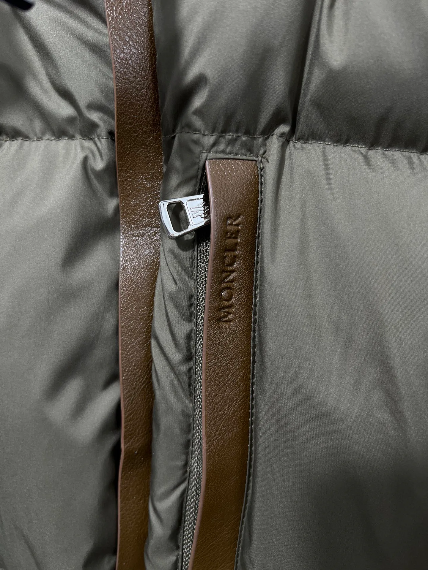 Куртки И Пуховики Женские Moncler 5380720