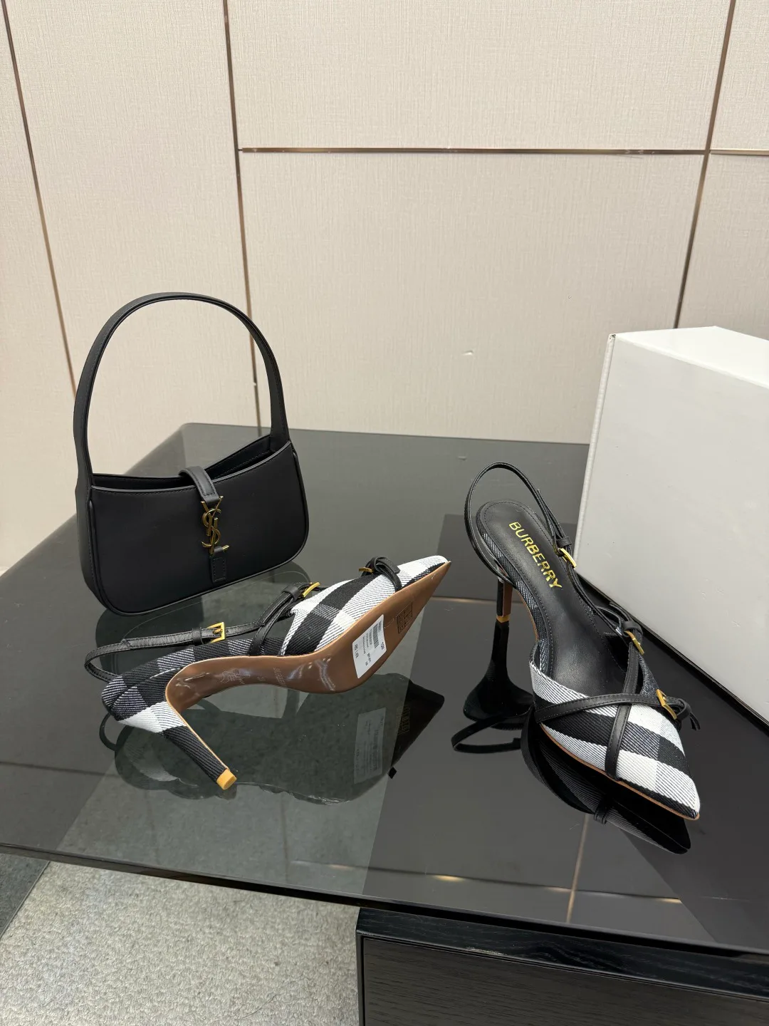 Туфли Женские Burberry 11336458