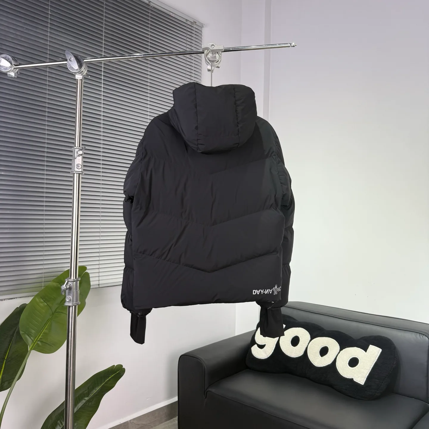 Куртки И Пуховики Женские Moncler 18415689