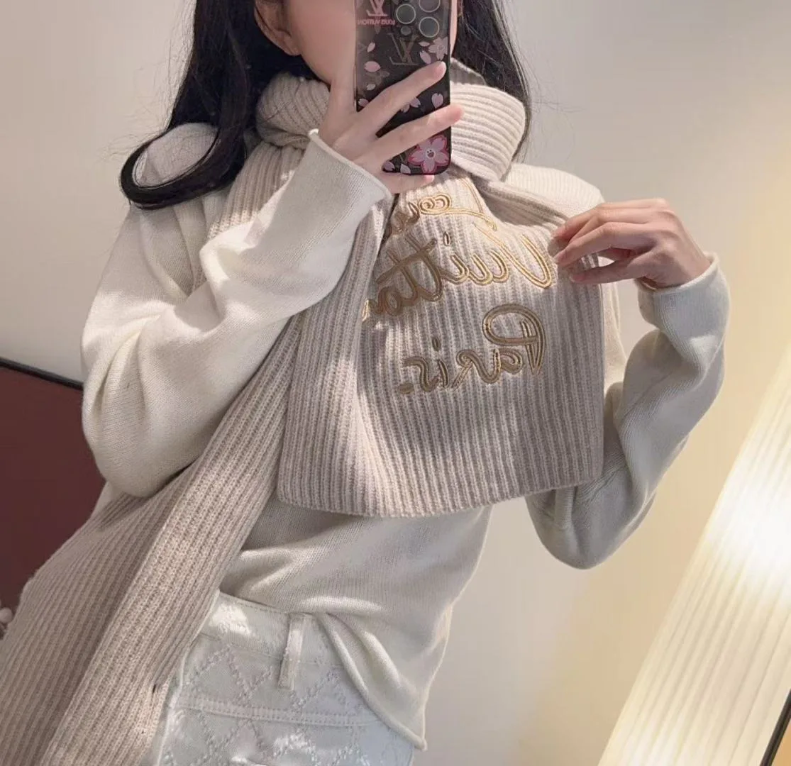 Шарфы Louis Vuitton 288357