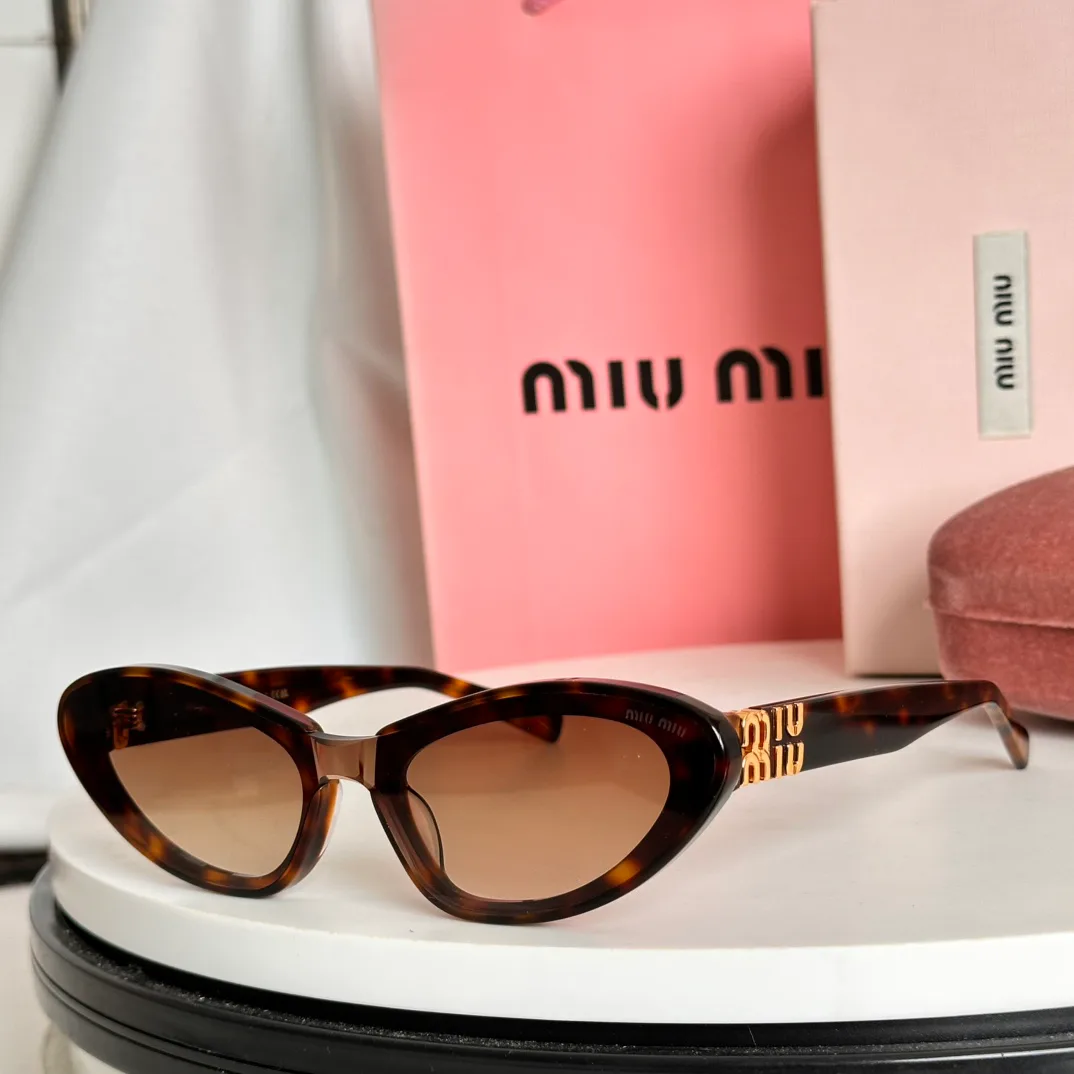 Очки Miu Miu 231856