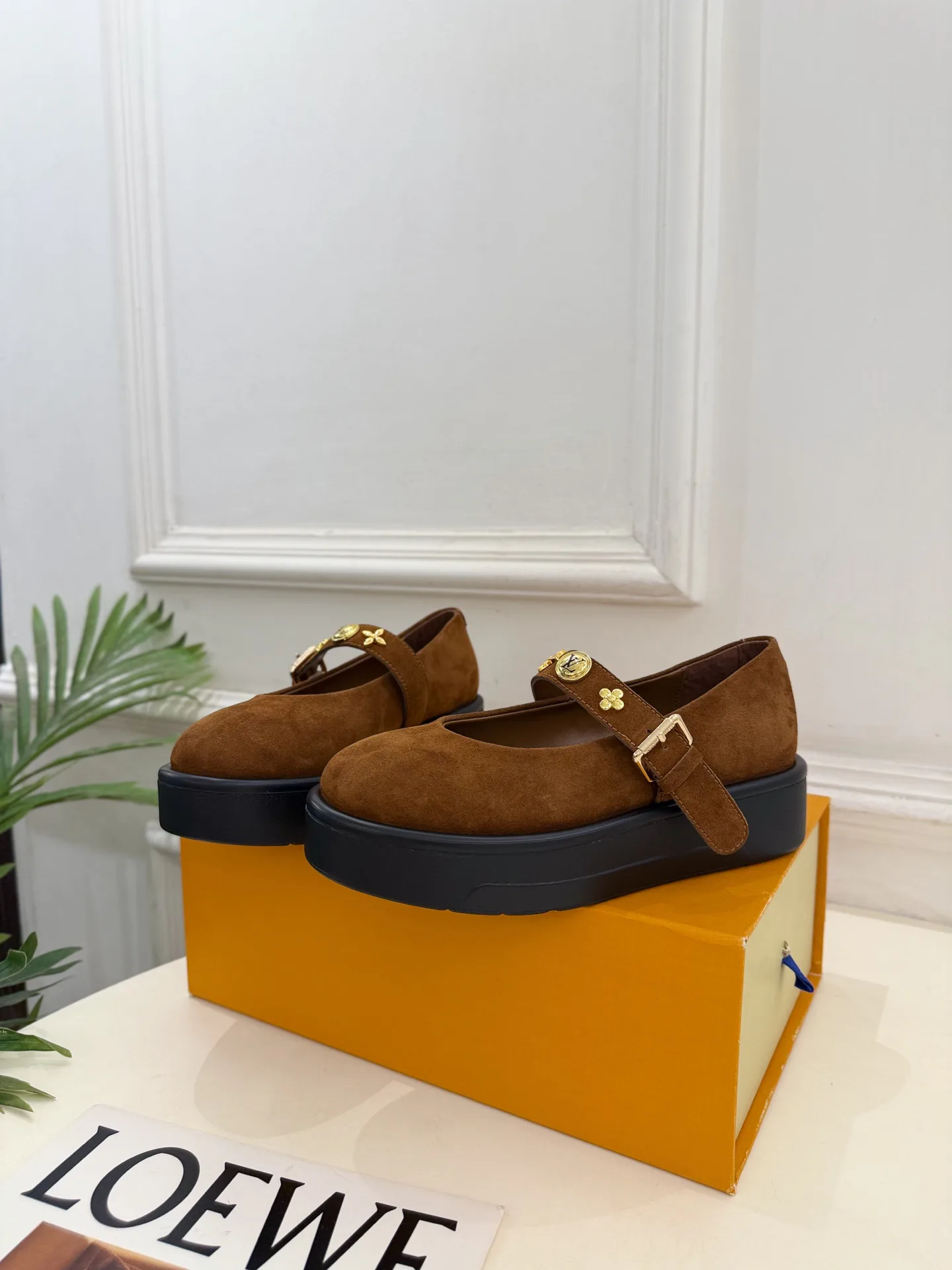 Туфли Женские Louis Vuitton 18103954